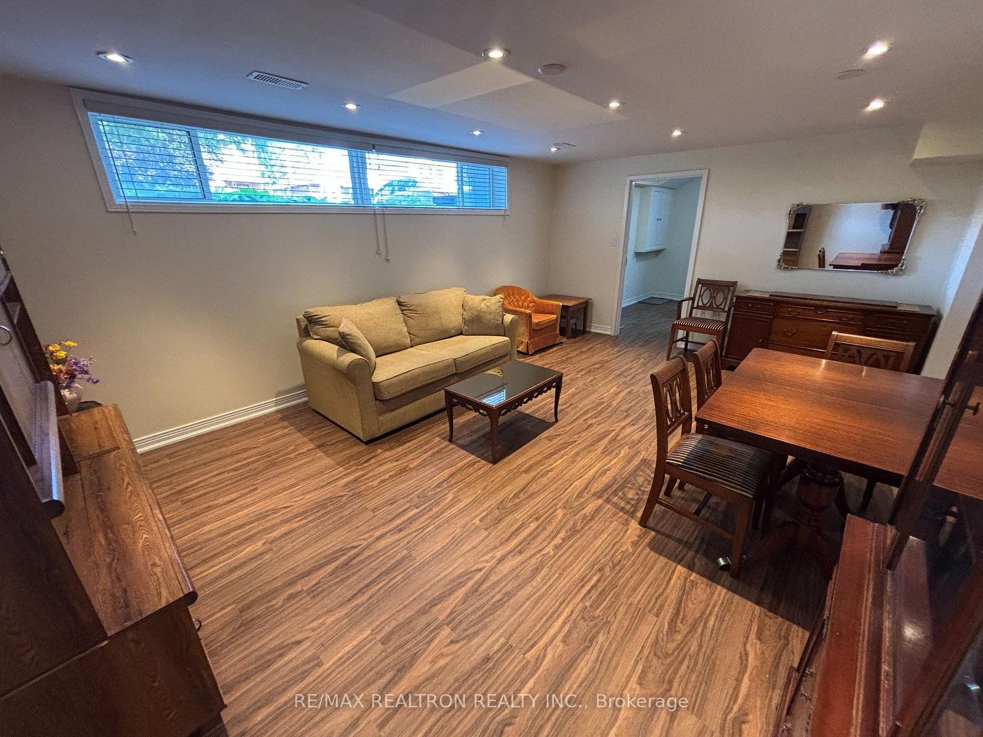 Photo 5 of Unit Bsmt, 695 Glencairn Avenue, Toronto, Englemount-Lawrence — HOMEH