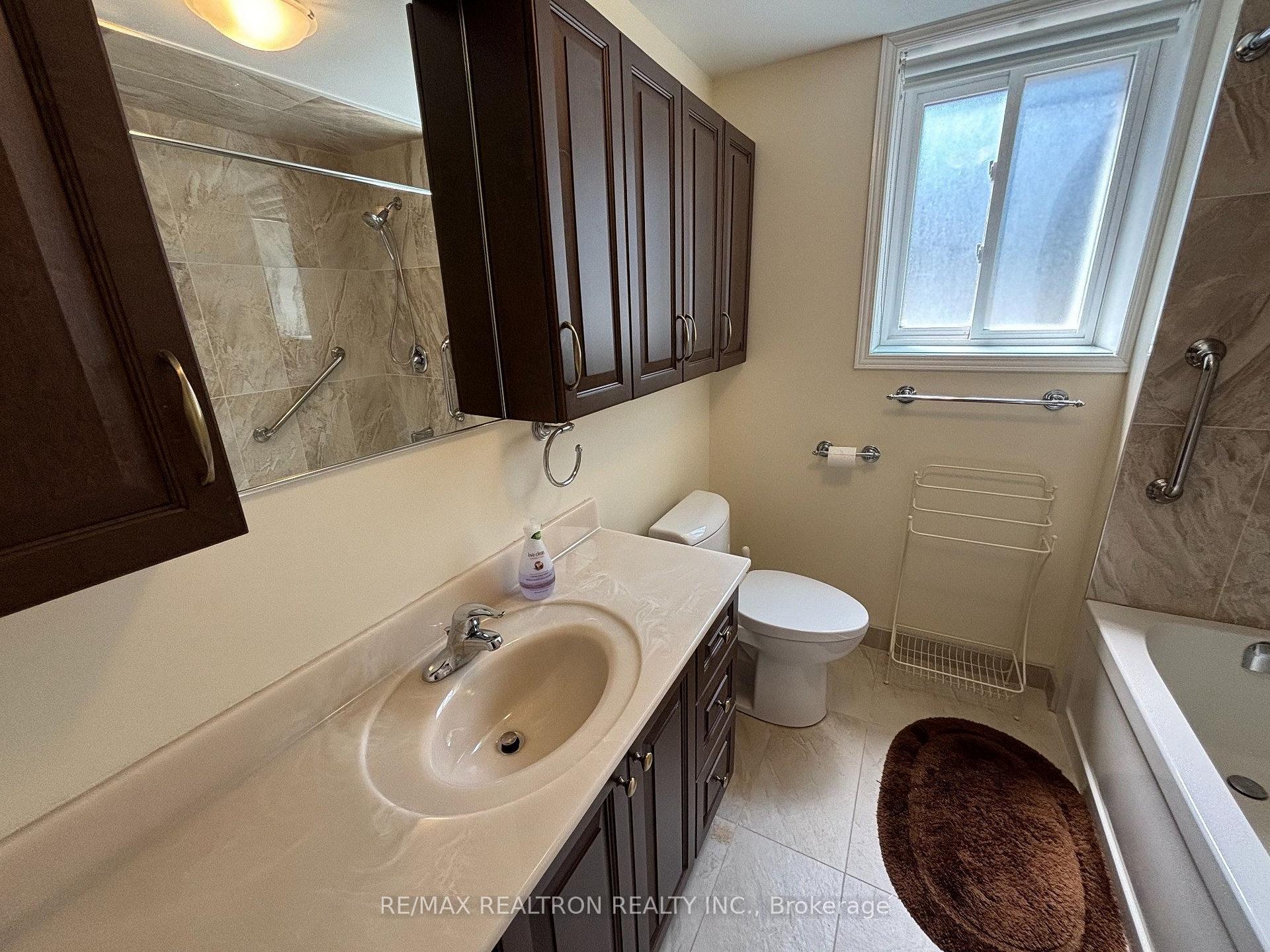 Photo 12 of Unit Bsmt, 695 Glencairn Avenue, Toronto, Englemount-Lawrence — HOMEH
