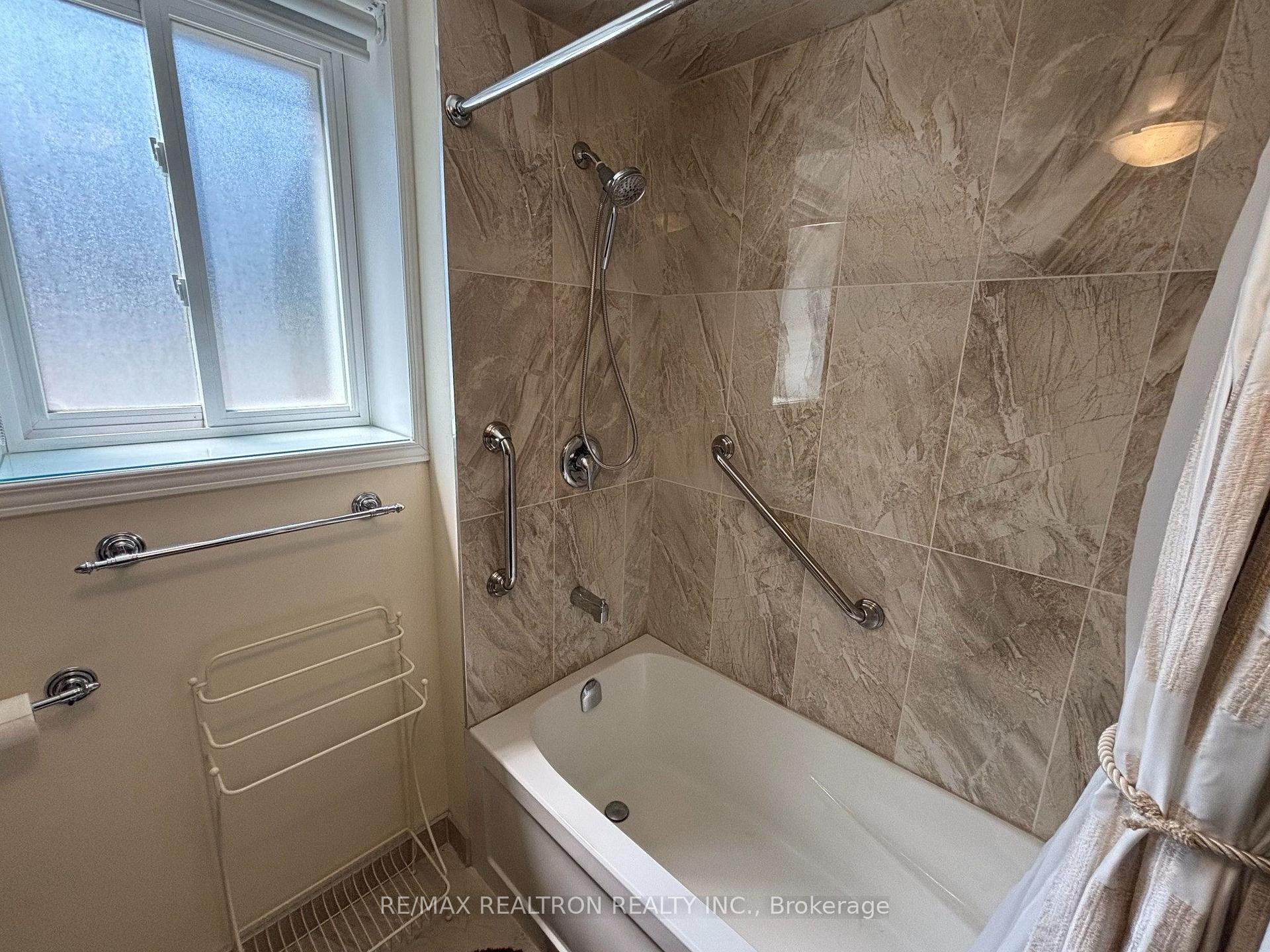 Photo 13 of Unit Bsmt, 695 Glencairn Avenue, Toronto, Englemount-Lawrence — HOMEH