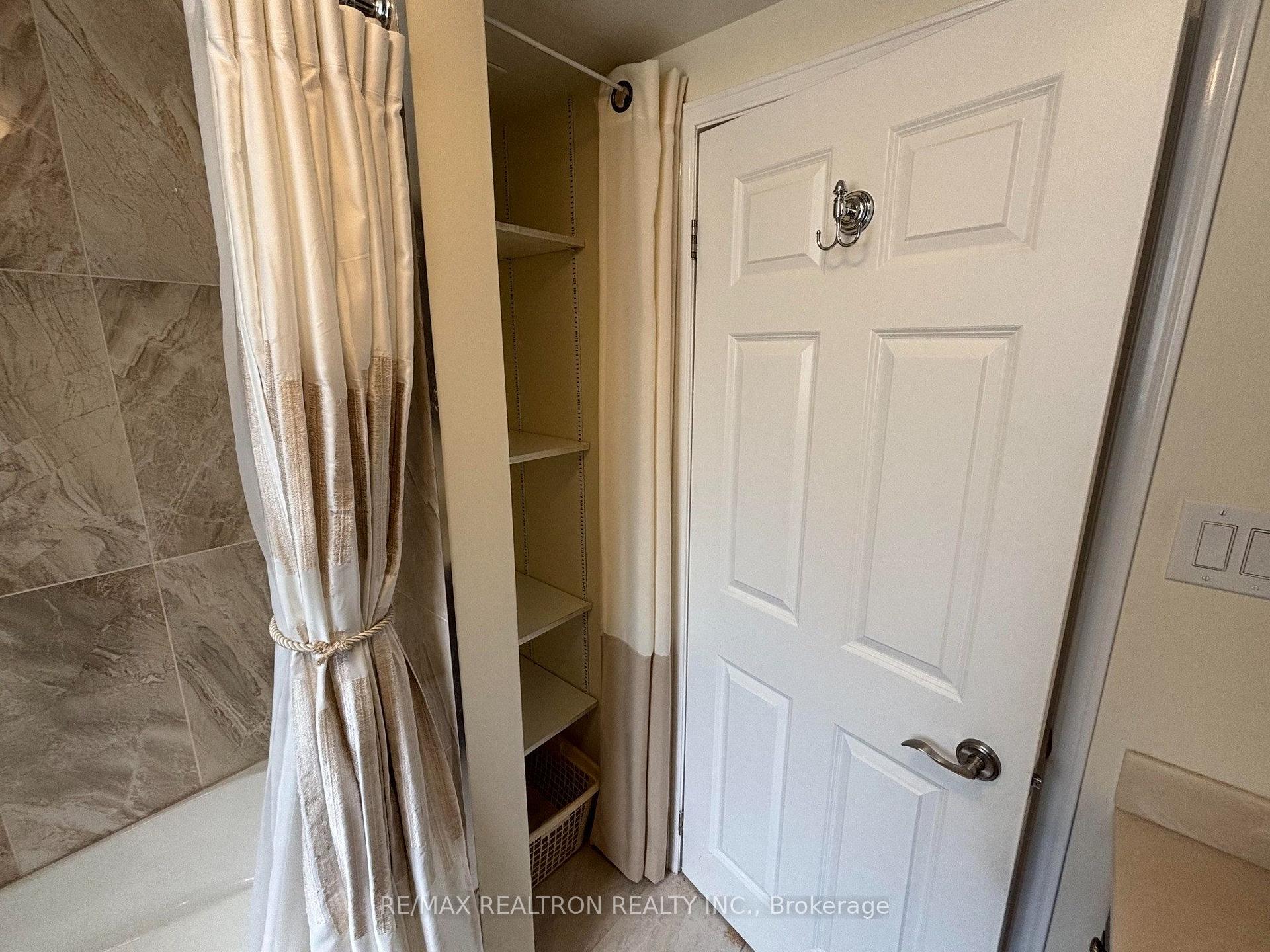 Photo 15 of Unit Bsmt, 695 Glencairn Avenue, Toronto, Englemount-Lawrence — HOMEH