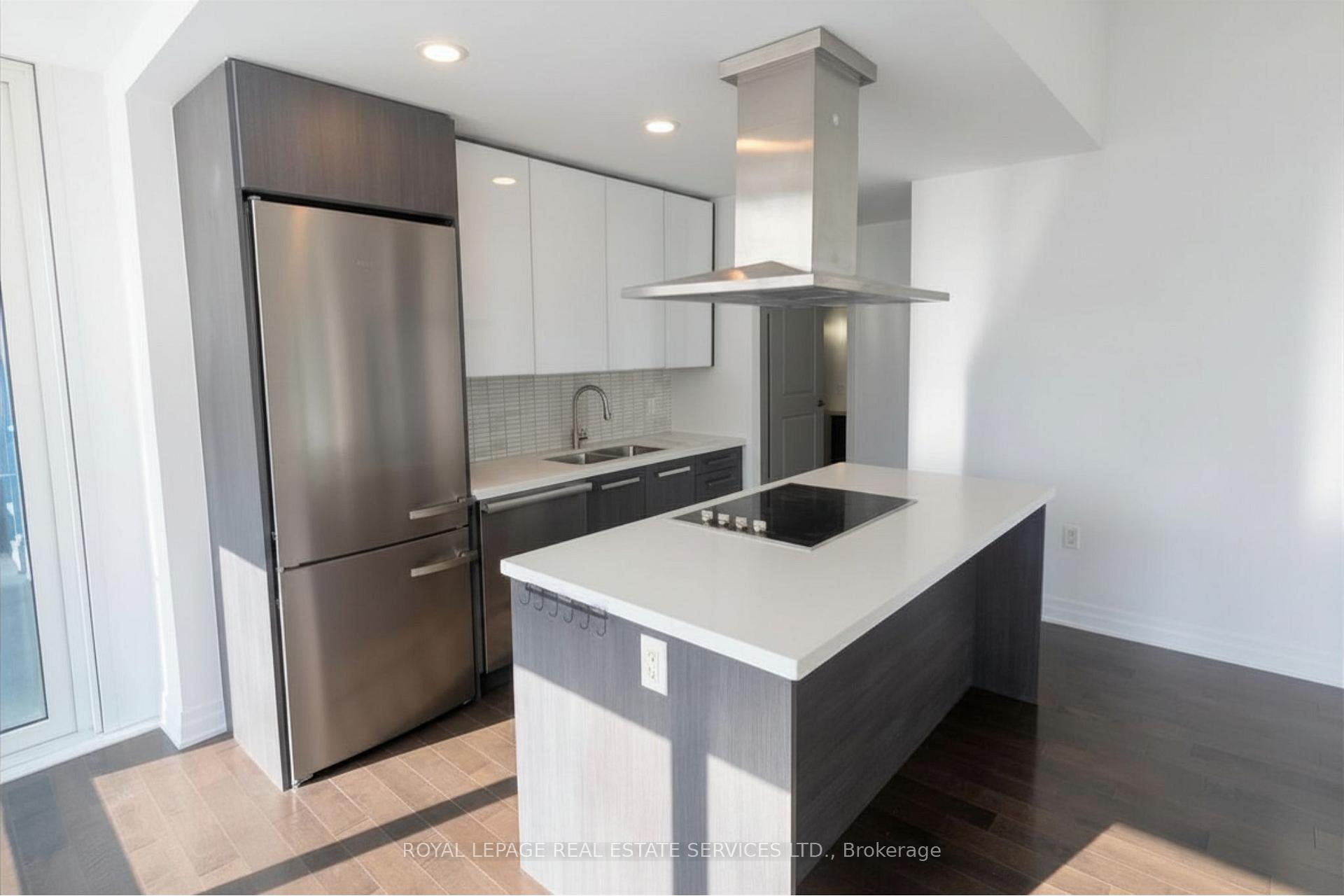 Photo 3 of Unit 2802, 8 The Esplanade, Toronto, Waterfront Communities — HOMEH