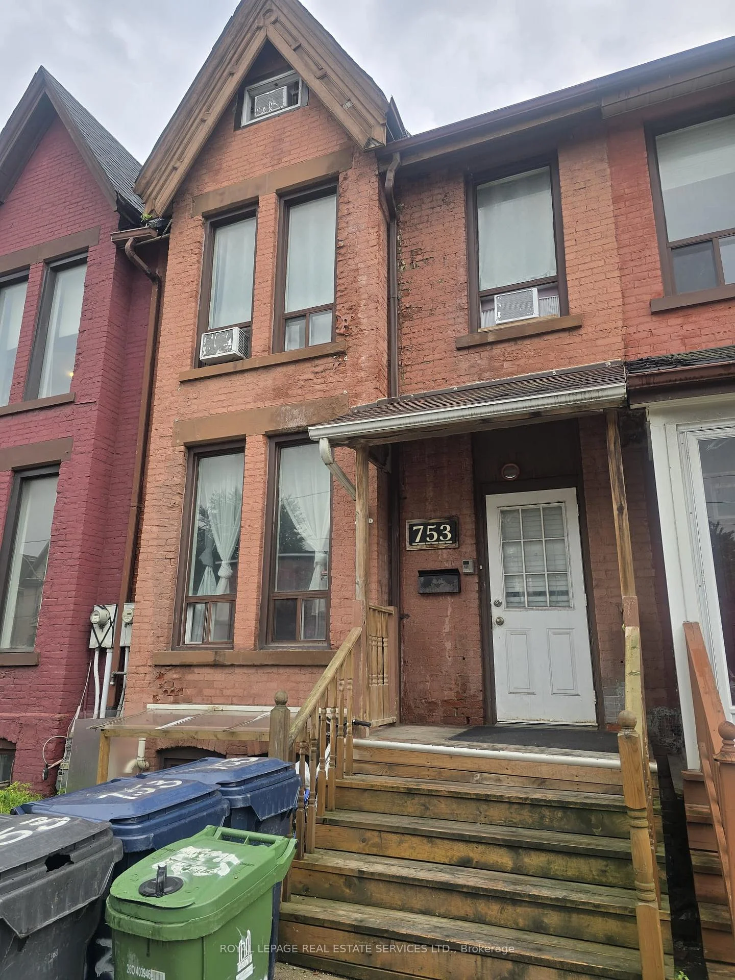 Photo 5 of Unit 2, 753 Gerrard Street E, Toronto, South Riverdale — HOMEH