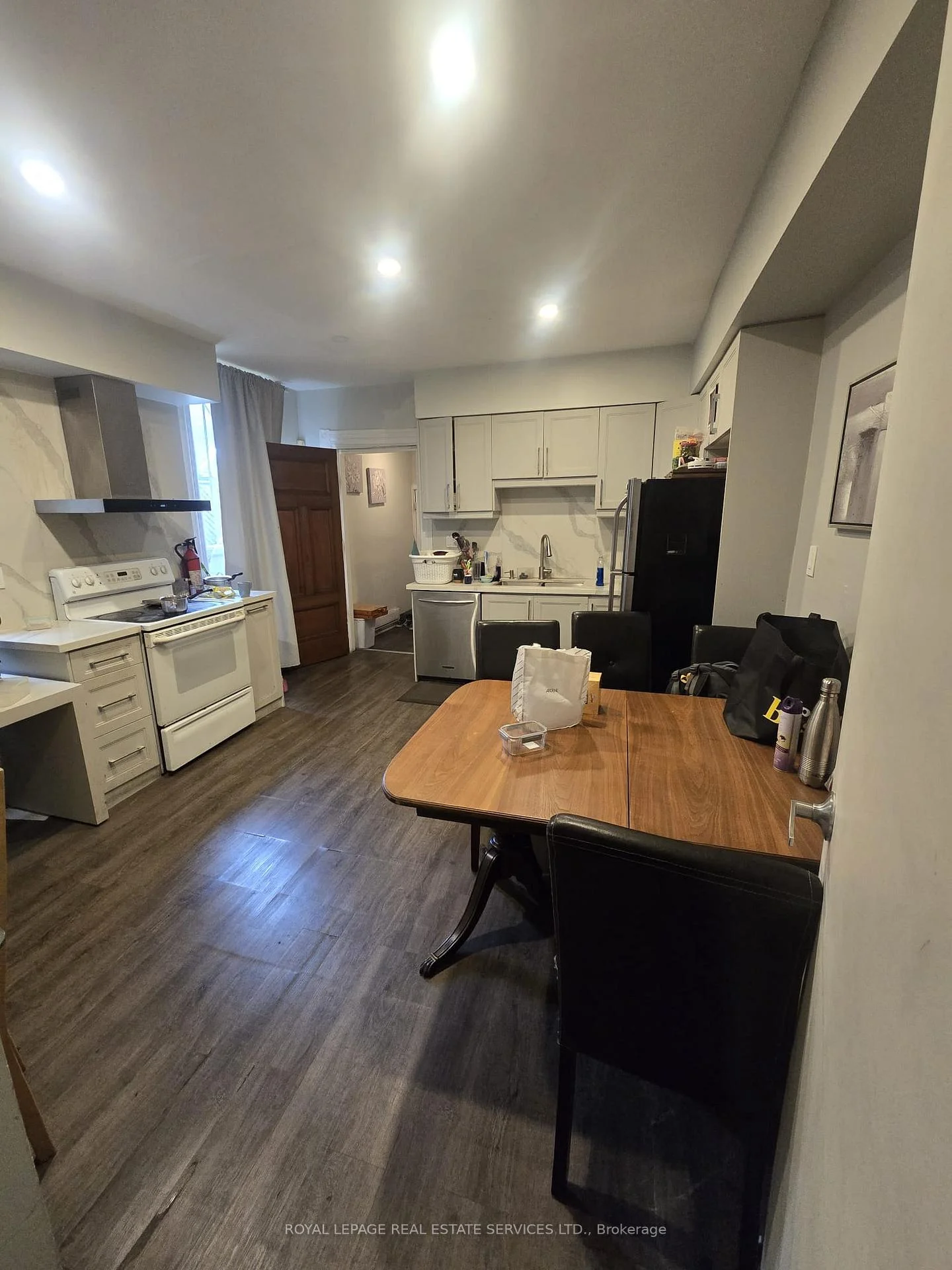 Photo 9 of Unit 2, 753 Gerrard Street E, Toronto, South Riverdale — HOMEH