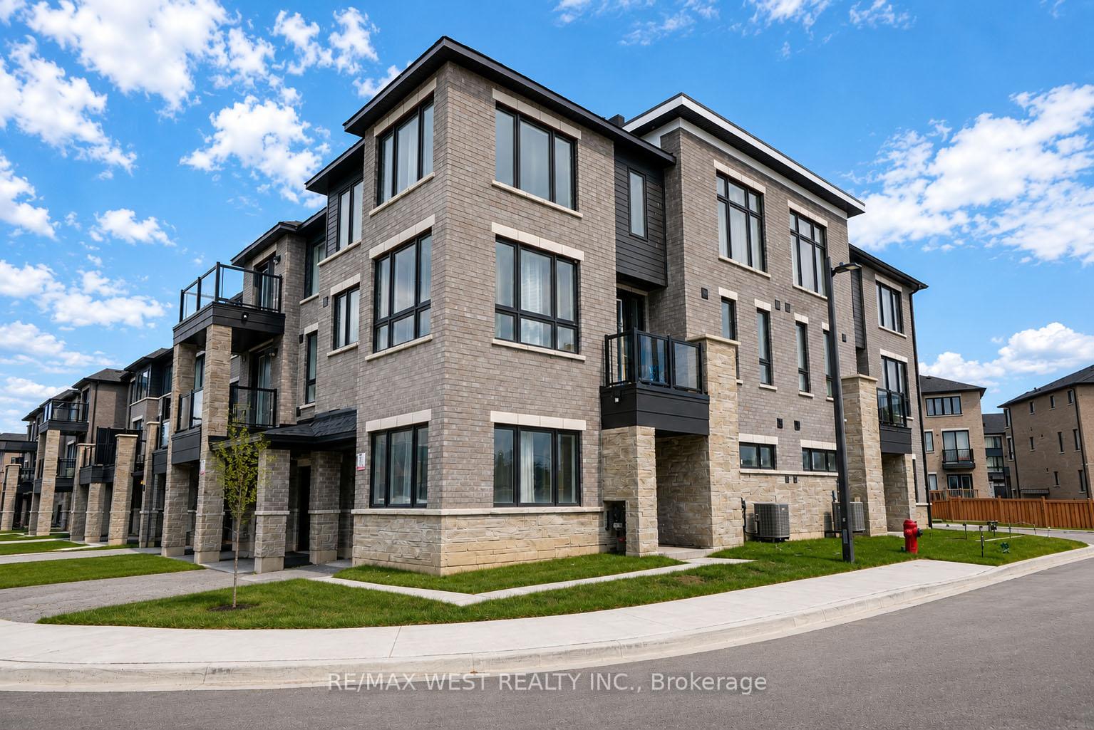Photo 1 of 34 Spry Lane, Barrie, Innis-Shore — HOMEH