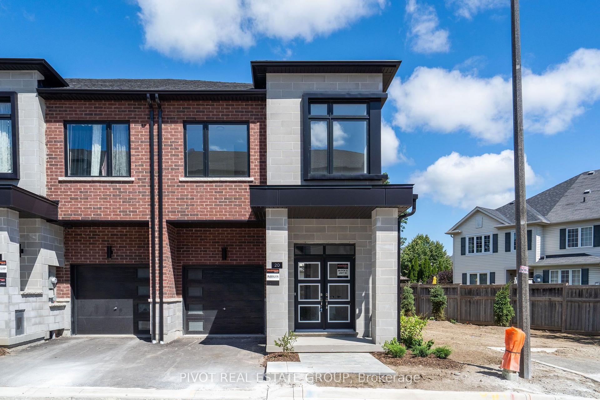 Photo 4 of 20 Observatory Way, Whitby, Brooklin — HOMEH