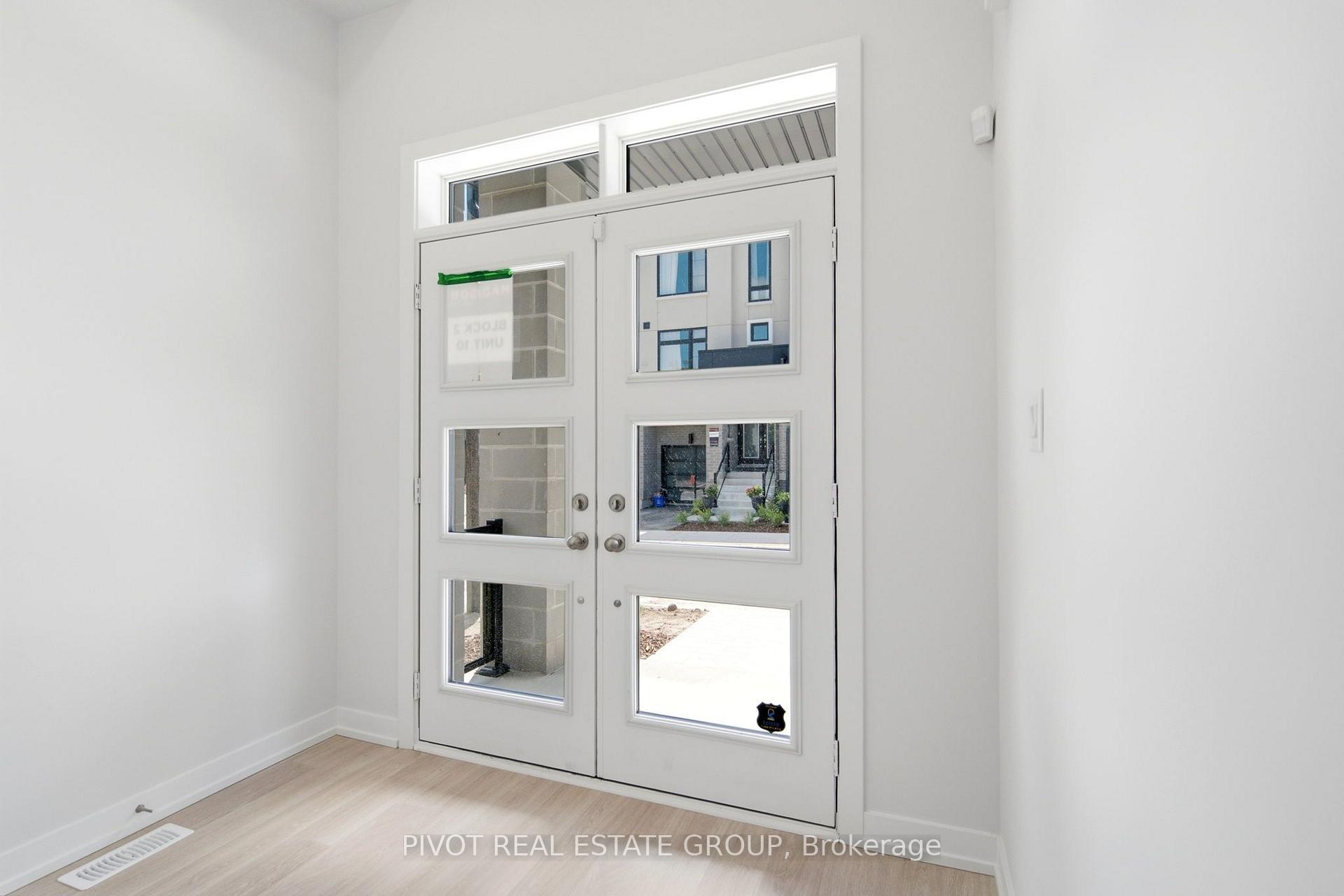 Photo 16 of 20 Observatory Way, Whitby, Brooklin — HOMEH