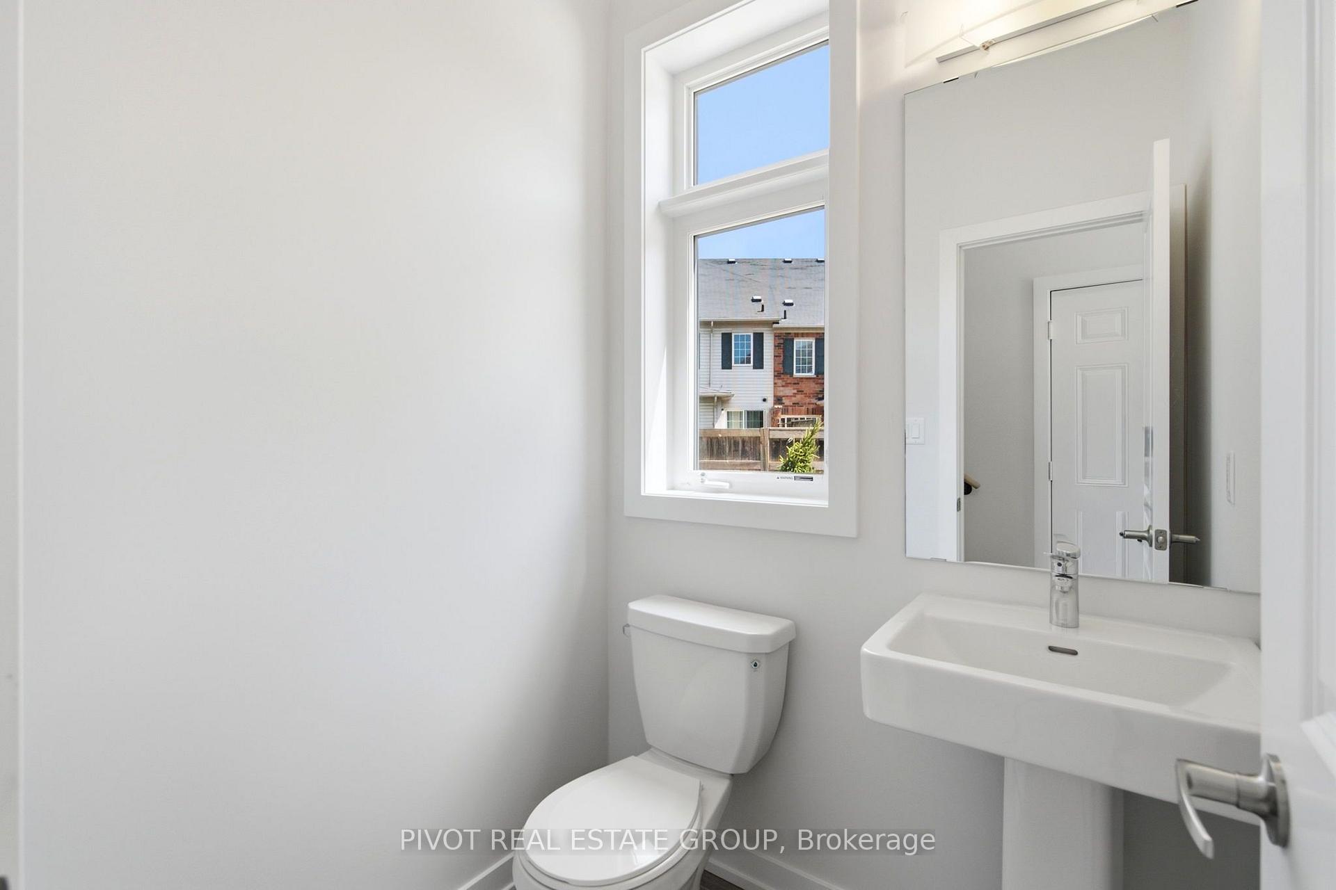 Photo 22 of 20 Observatory Way, Whitby, Brooklin — HOMEH