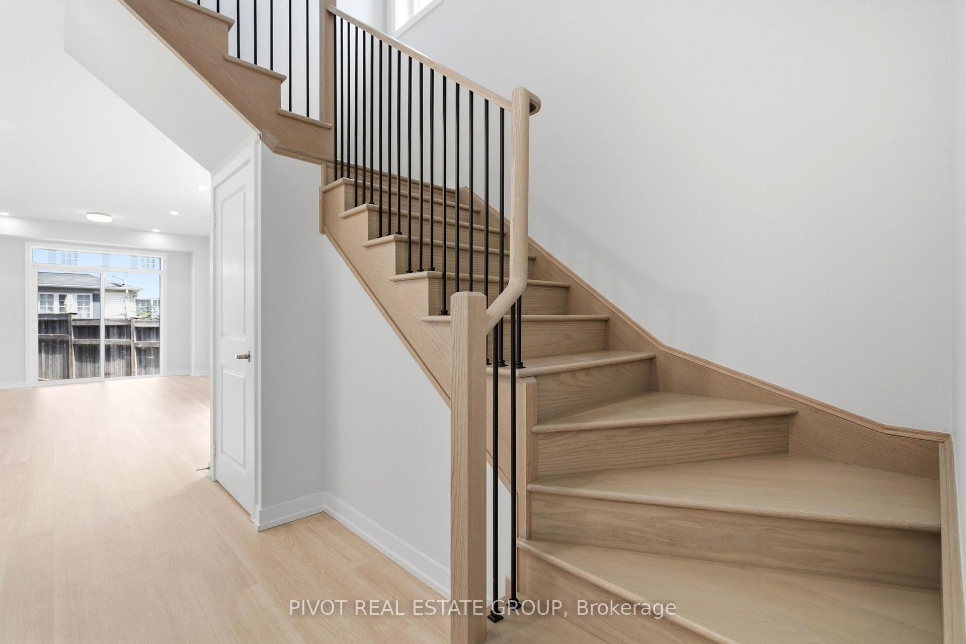 Photo 25 of 20 Observatory Way, Whitby, Brooklin — HOMEH