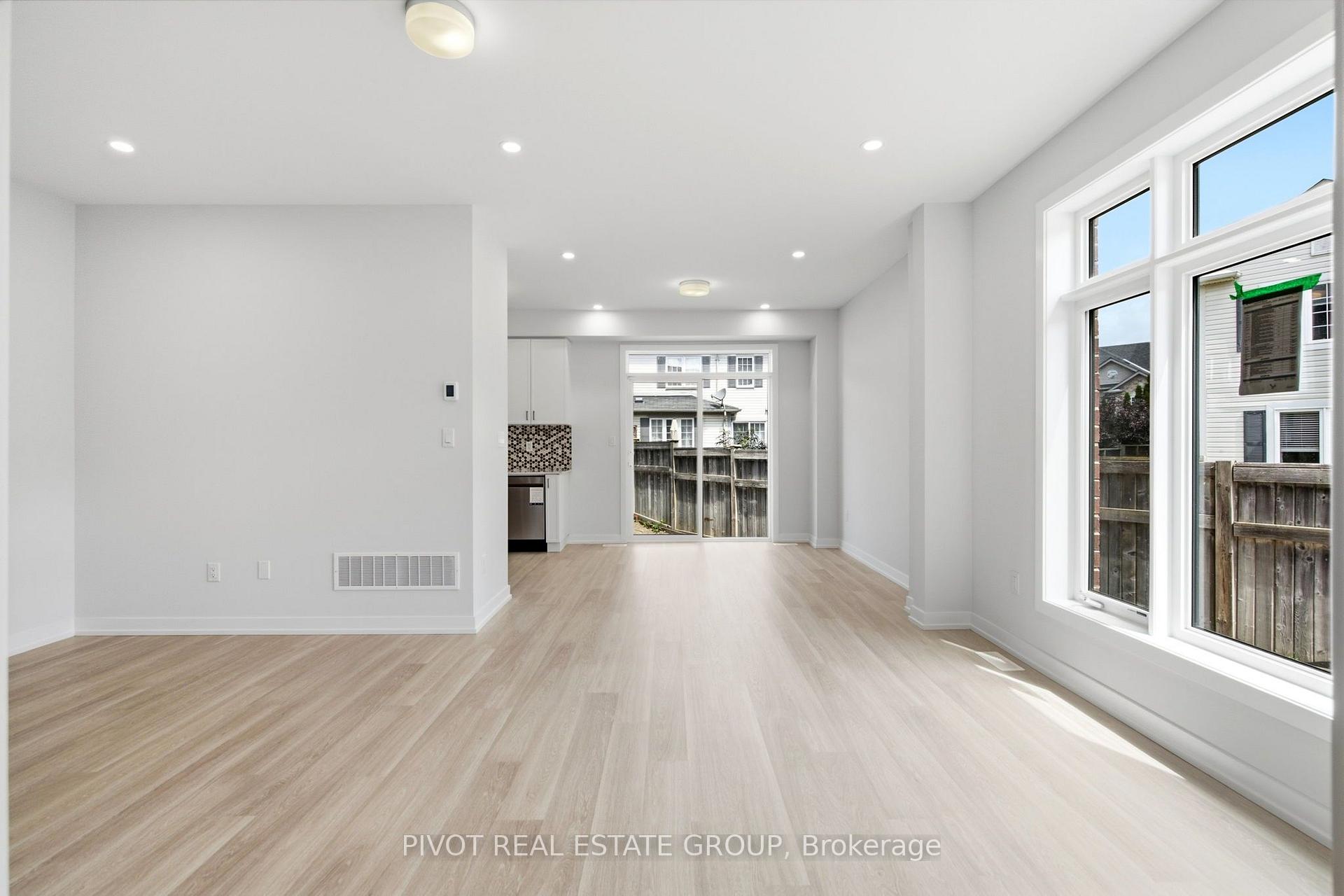 Photo 28 of 20 Observatory Way, Whitby, Brooklin — HOMEH