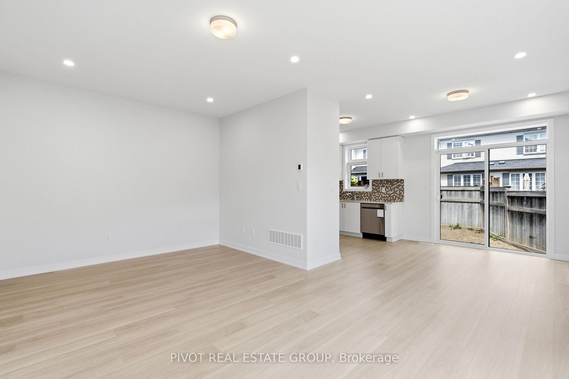 Photo 31 of 20 Observatory Way, Whitby, Brooklin — HOMEH