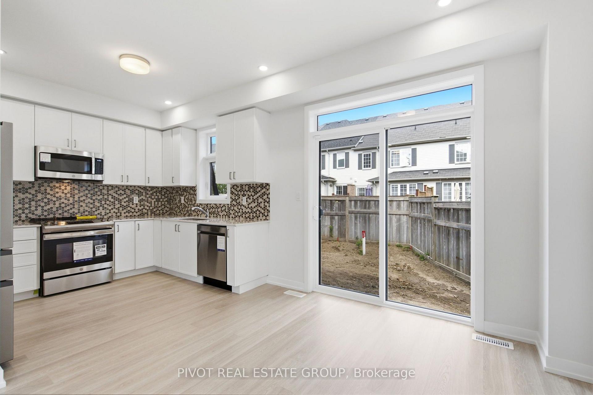 Photo 40 of 20 Observatory Way, Whitby, Brooklin — HOMEH