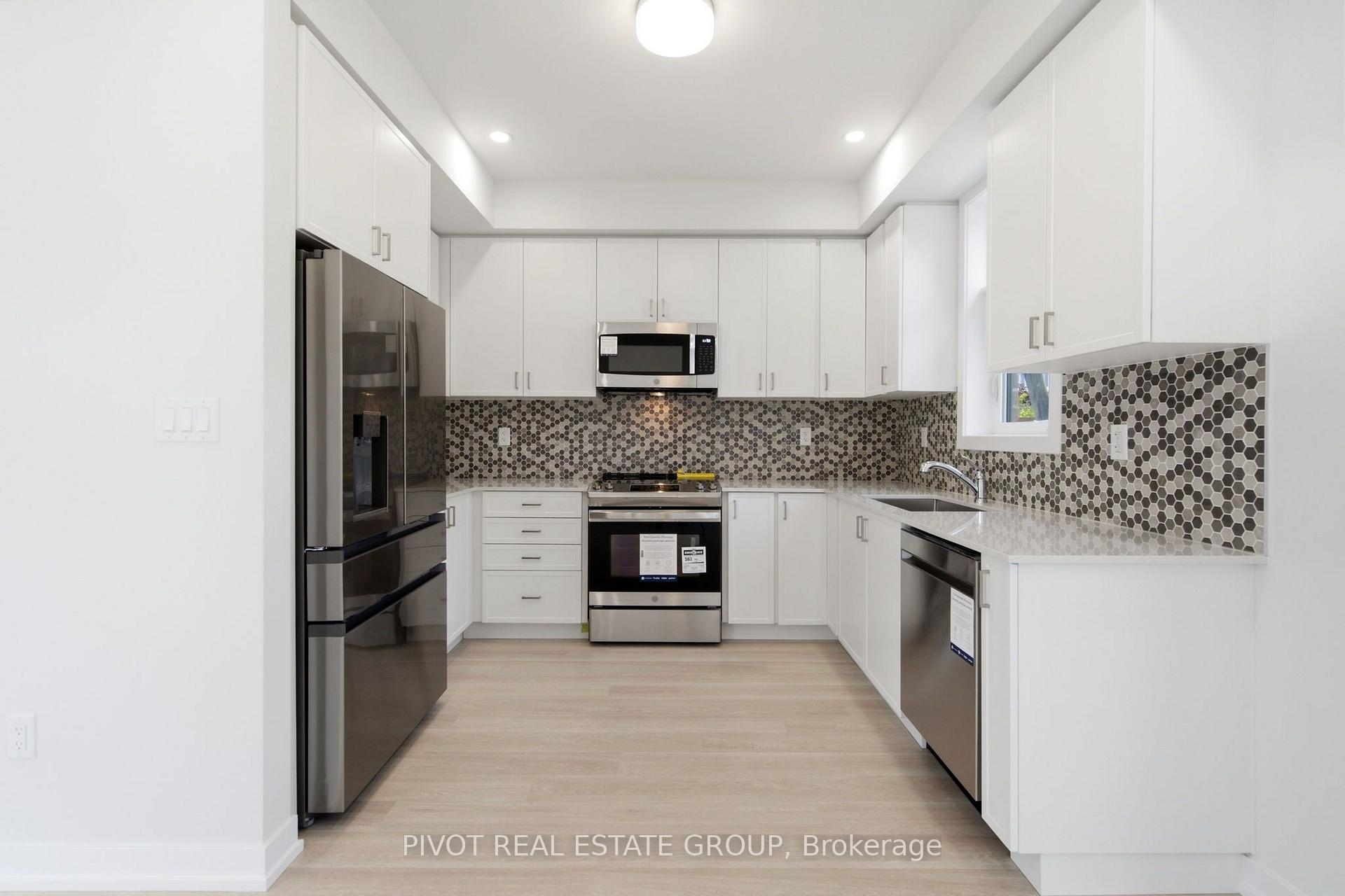Photo 49 of 20 Observatory Way, Whitby, Brooklin — HOMEH