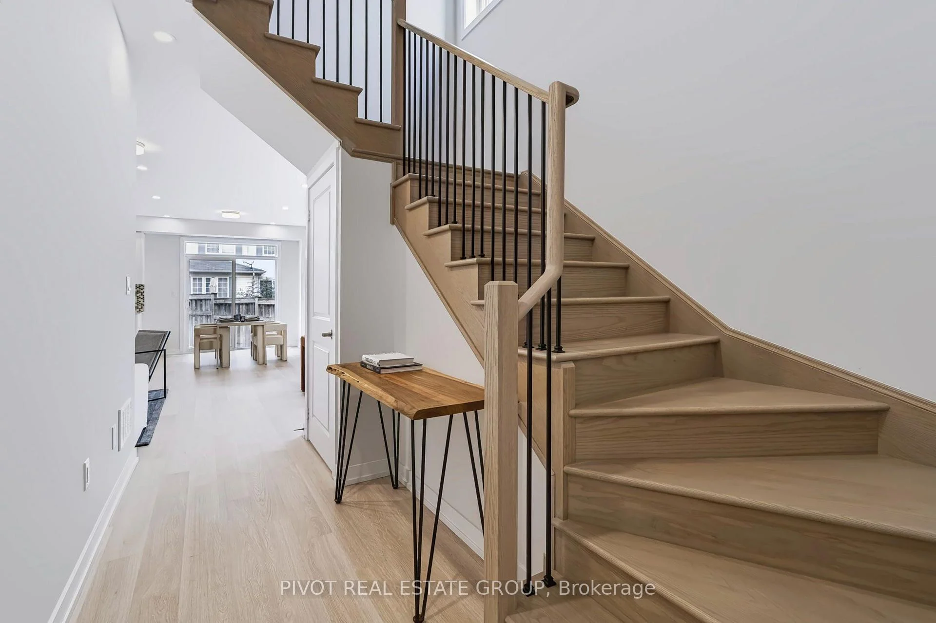 Photo 24 of 20 Observatory Way, Whitby, Brooklin — HOMEH