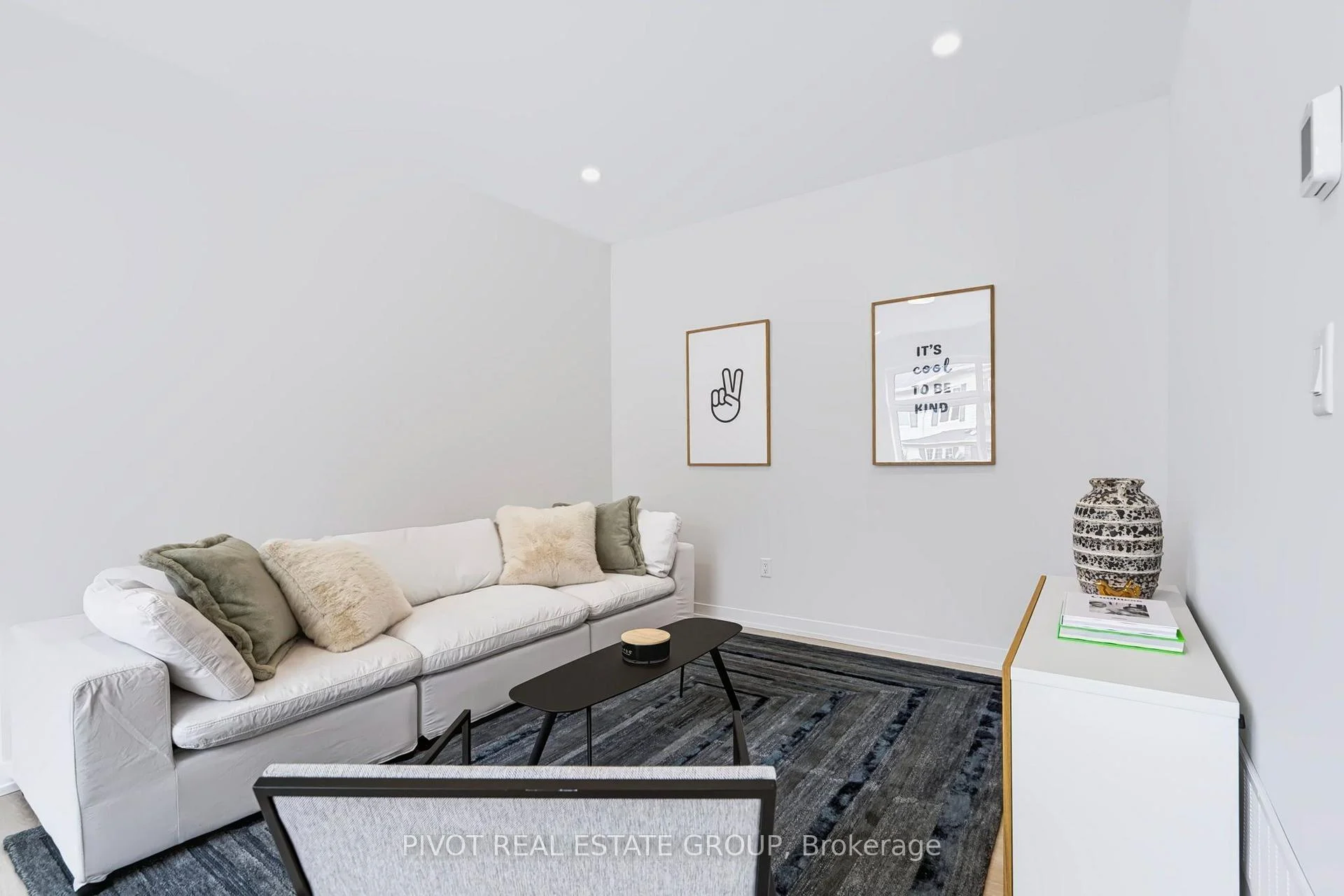 Photo 33 of 20 Observatory Way, Whitby, Brooklin — HOMEH