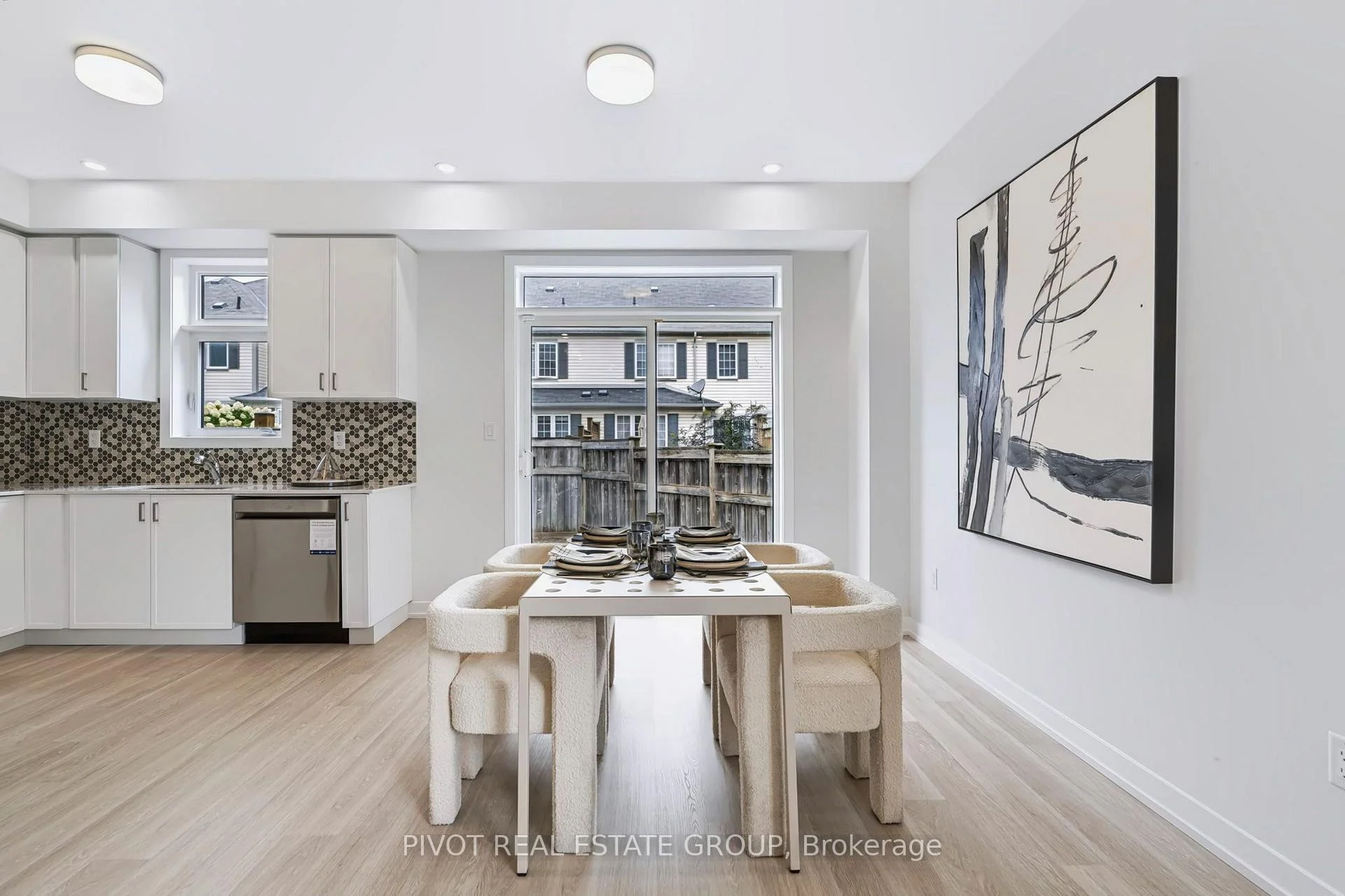 Photo 42 of 20 Observatory Way, Whitby, Brooklin — HOMEH