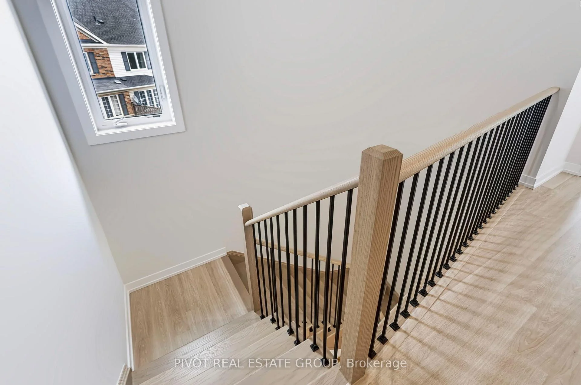 Photo 60 of 20 Observatory Way, Whitby, Brooklin — HOMEH