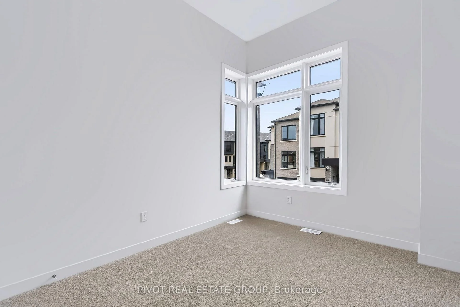 Photo 72 of 20 Observatory Way, Whitby, Brooklin — HOMEH
