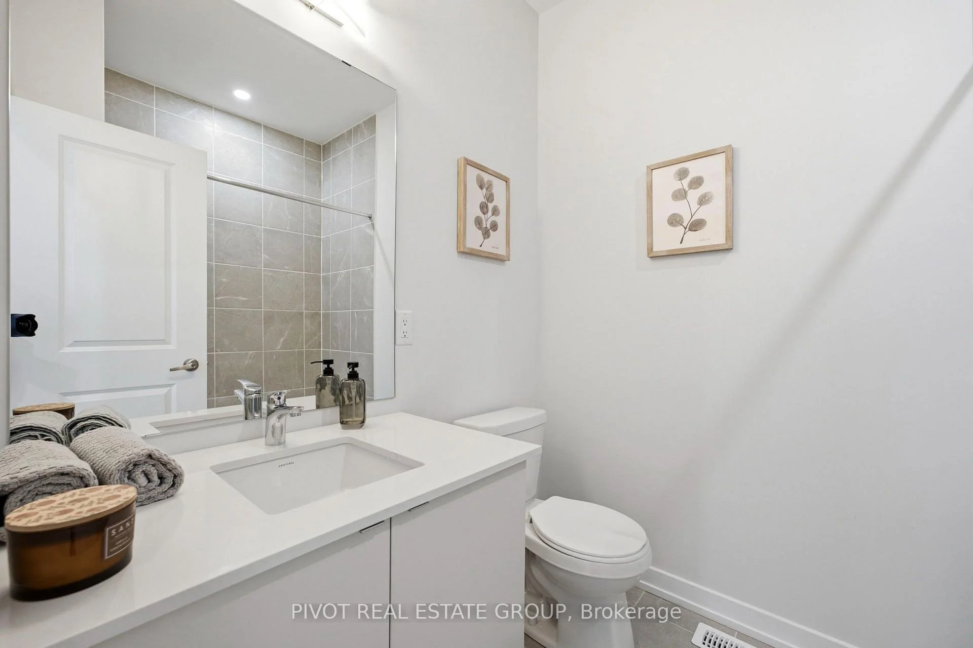 Photo 95 of 20 Observatory Way, Whitby, Brooklin — HOMEH