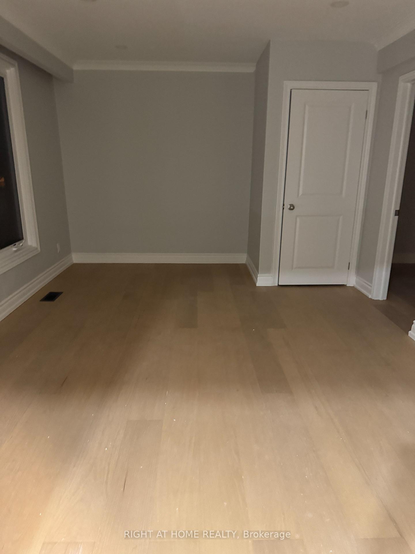 Photo 7 of 32 Conlins Road E, Scarborough, Highland Creek — HOMEH