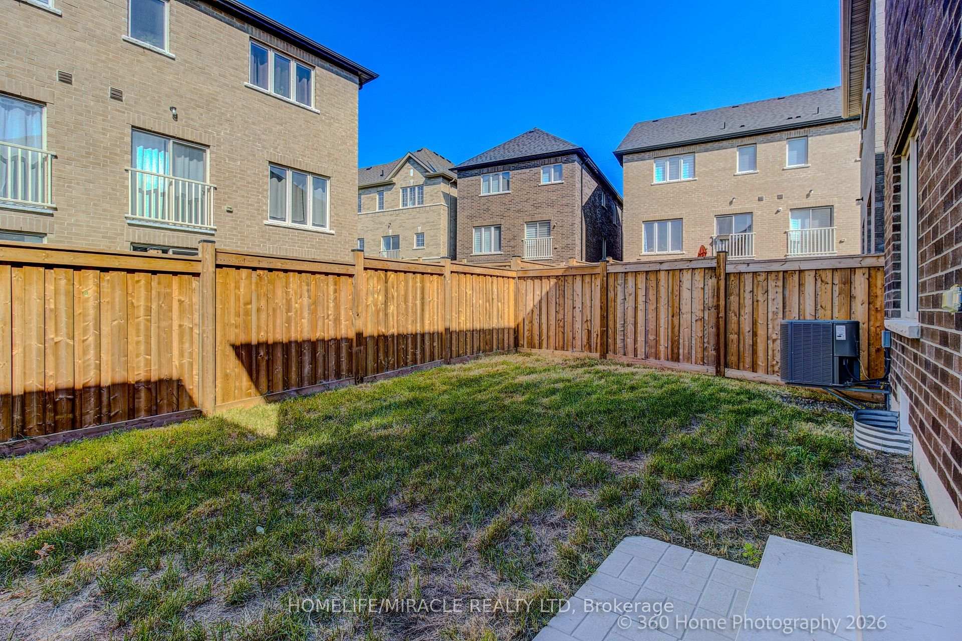 Photo 25 of 2528 Athena Path, Pickering, Rural Pickering — HOMEH
