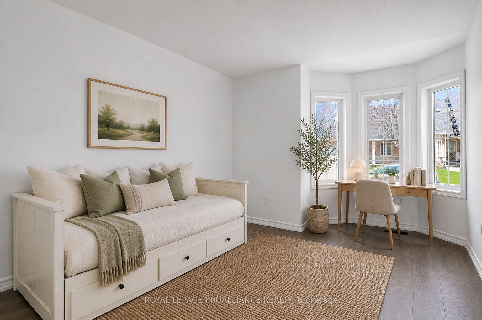 Photo 23 of 138 Village Crescent, Peterborough, Otonabee Ward 1 — HOMEH