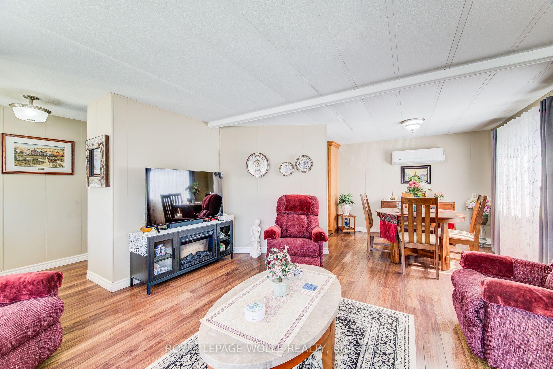 Photo 10 of 21 Fairview Crescent, North Perth, Listowel — HOMEH