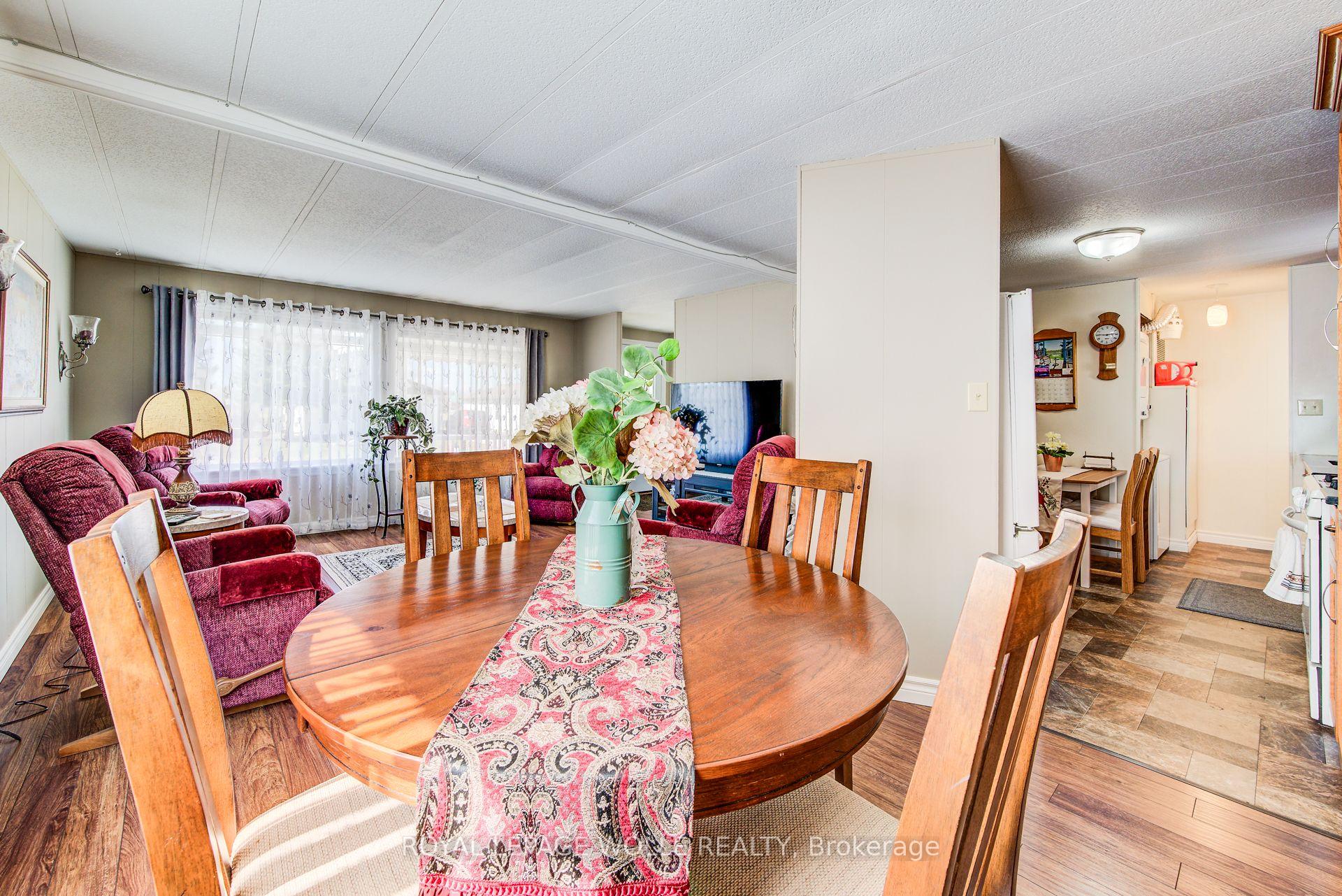 Photo 13 of 21 Fairview Crescent, North Perth, Listowel — HOMEH