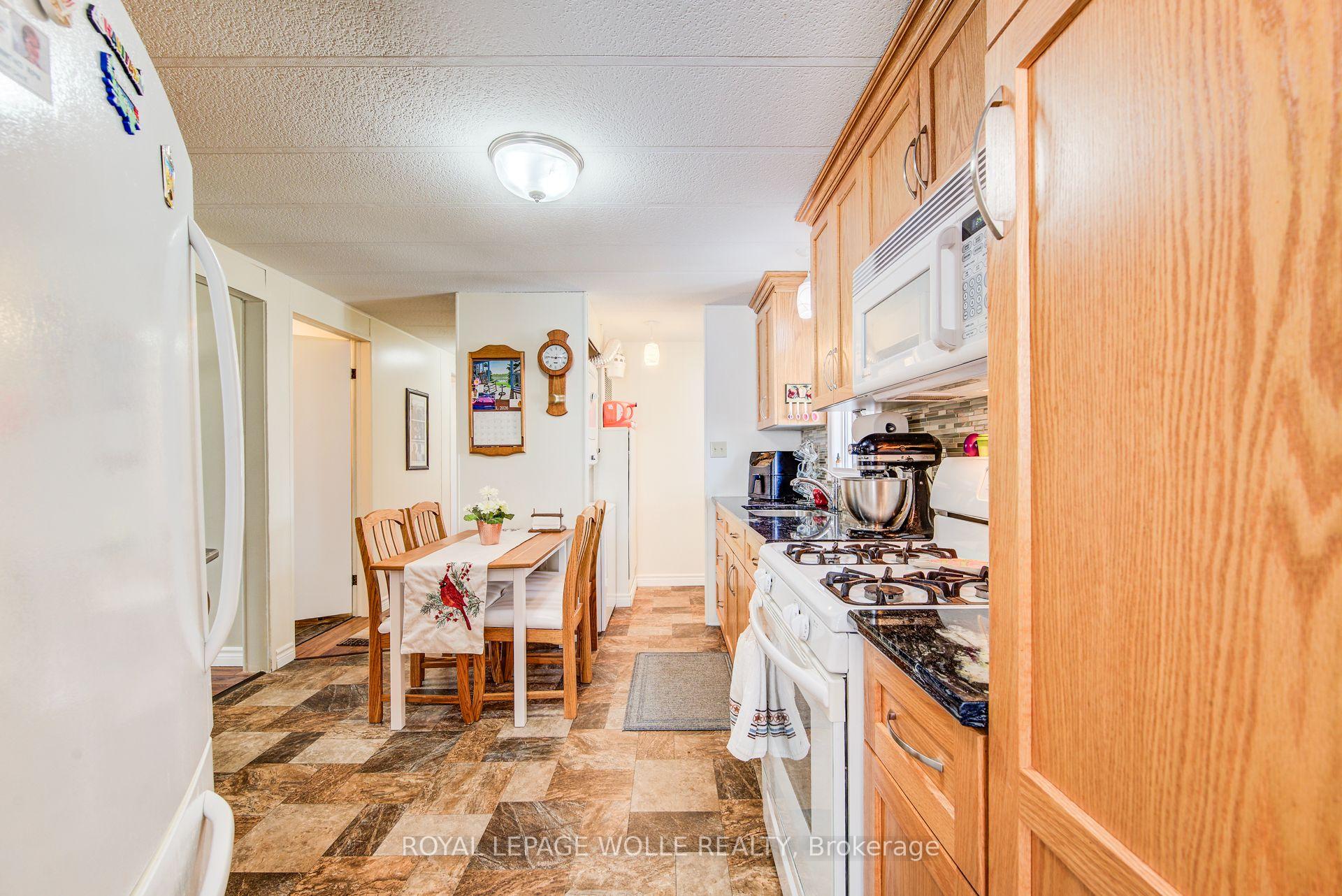 Photo 14 of 21 Fairview Crescent, North Perth, Listowel — HOMEH
