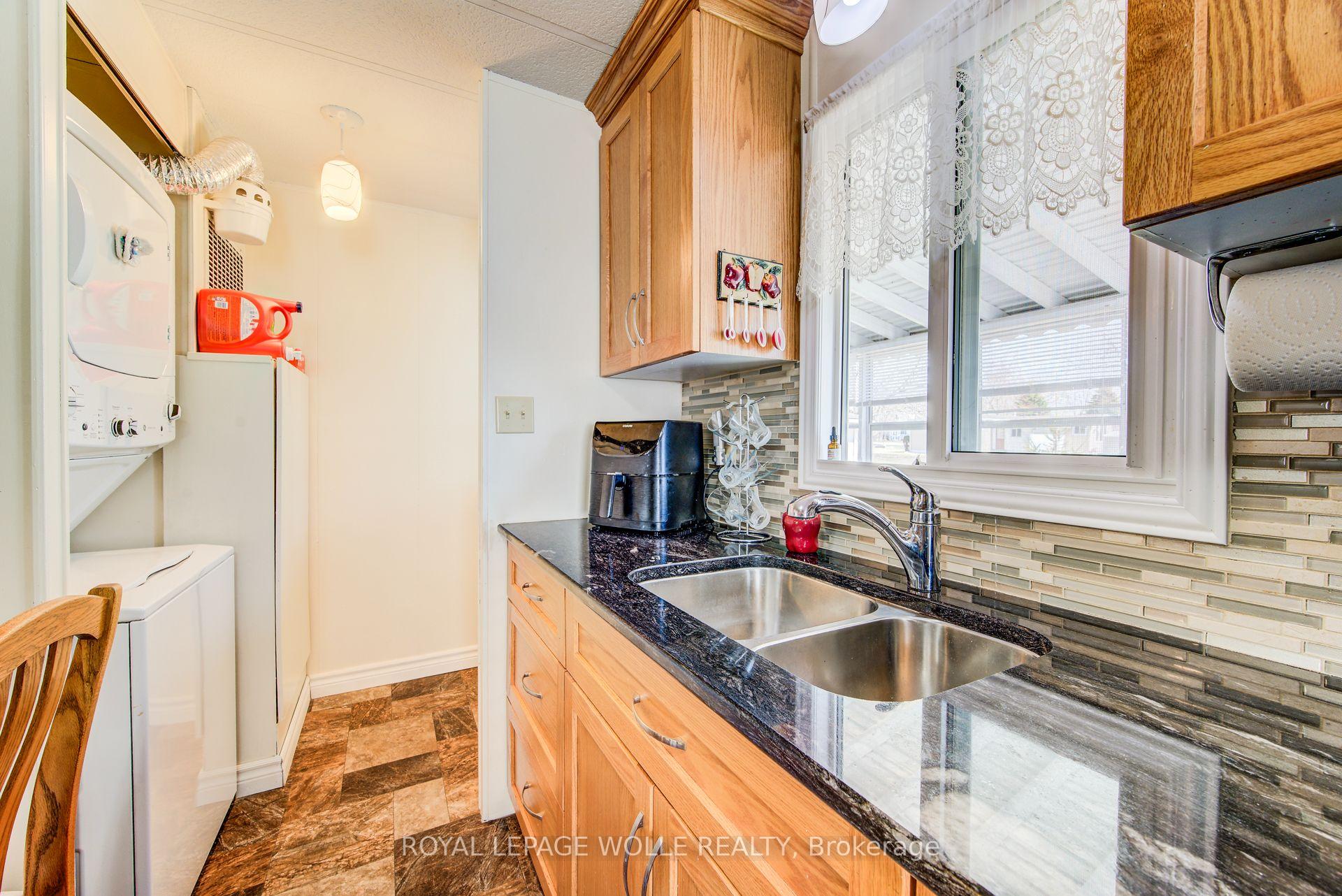 Photo 18 of 21 Fairview Crescent, North Perth, Listowel — HOMEH