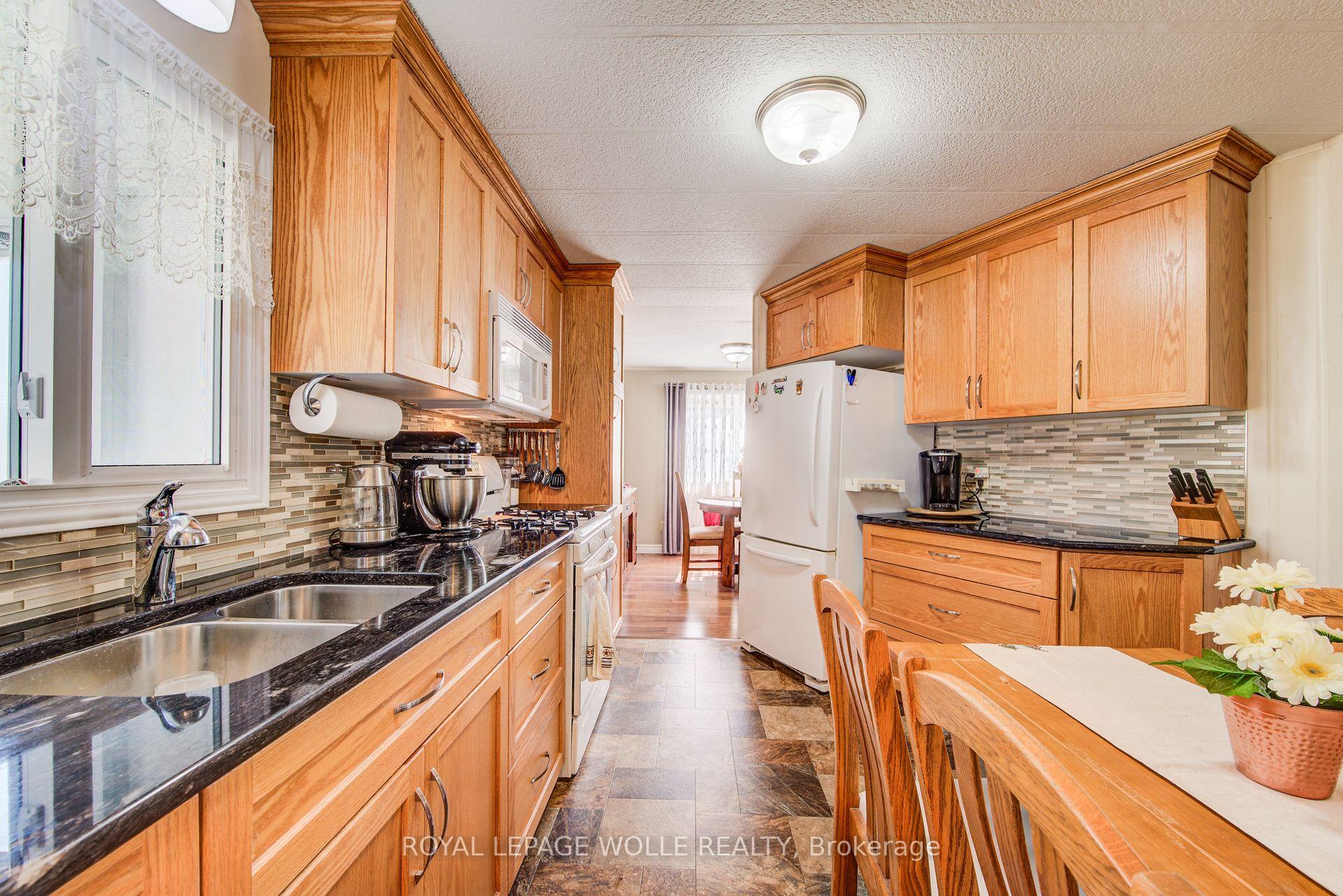 Photo 19 of 21 Fairview Crescent, North Perth, Listowel — HOMEH