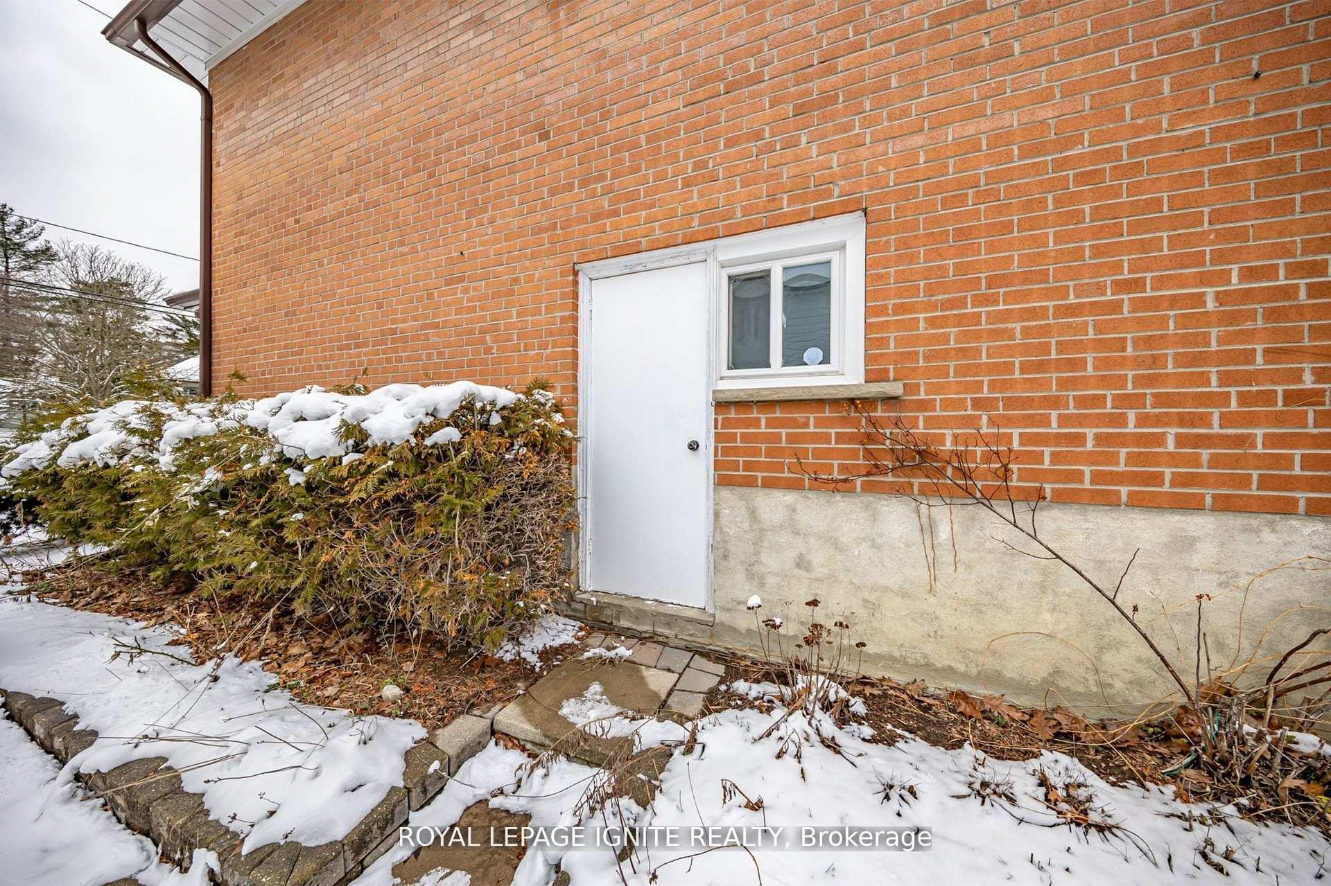 Photo 7 of Unit Main, 83 Deep Dene Drive, Scarborough, Highland Creek — HOMEH