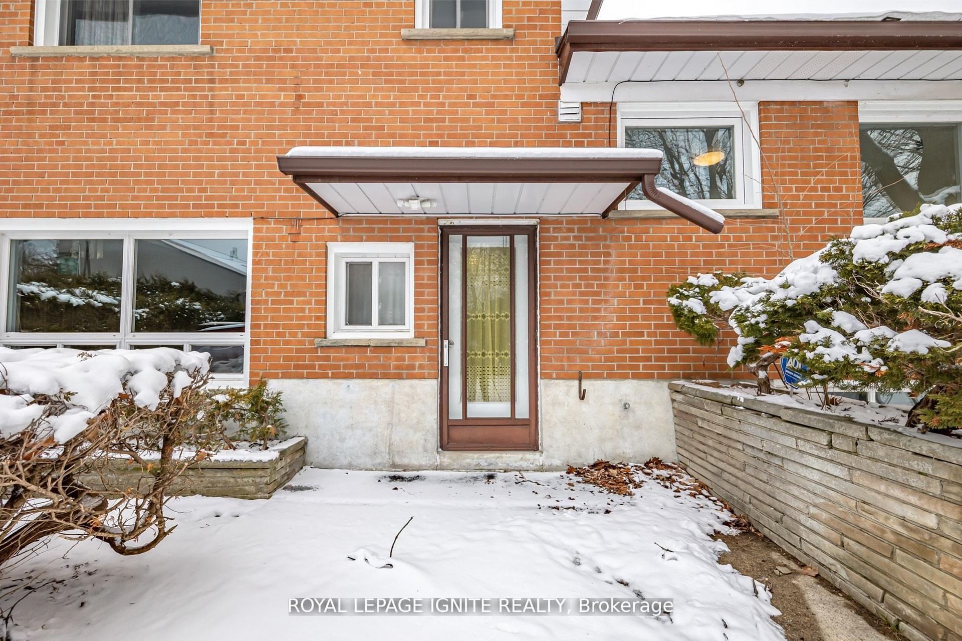 Photo 12 of Unit Main, 83 Deep Dene Drive, Scarborough, Highland Creek — HOMEH