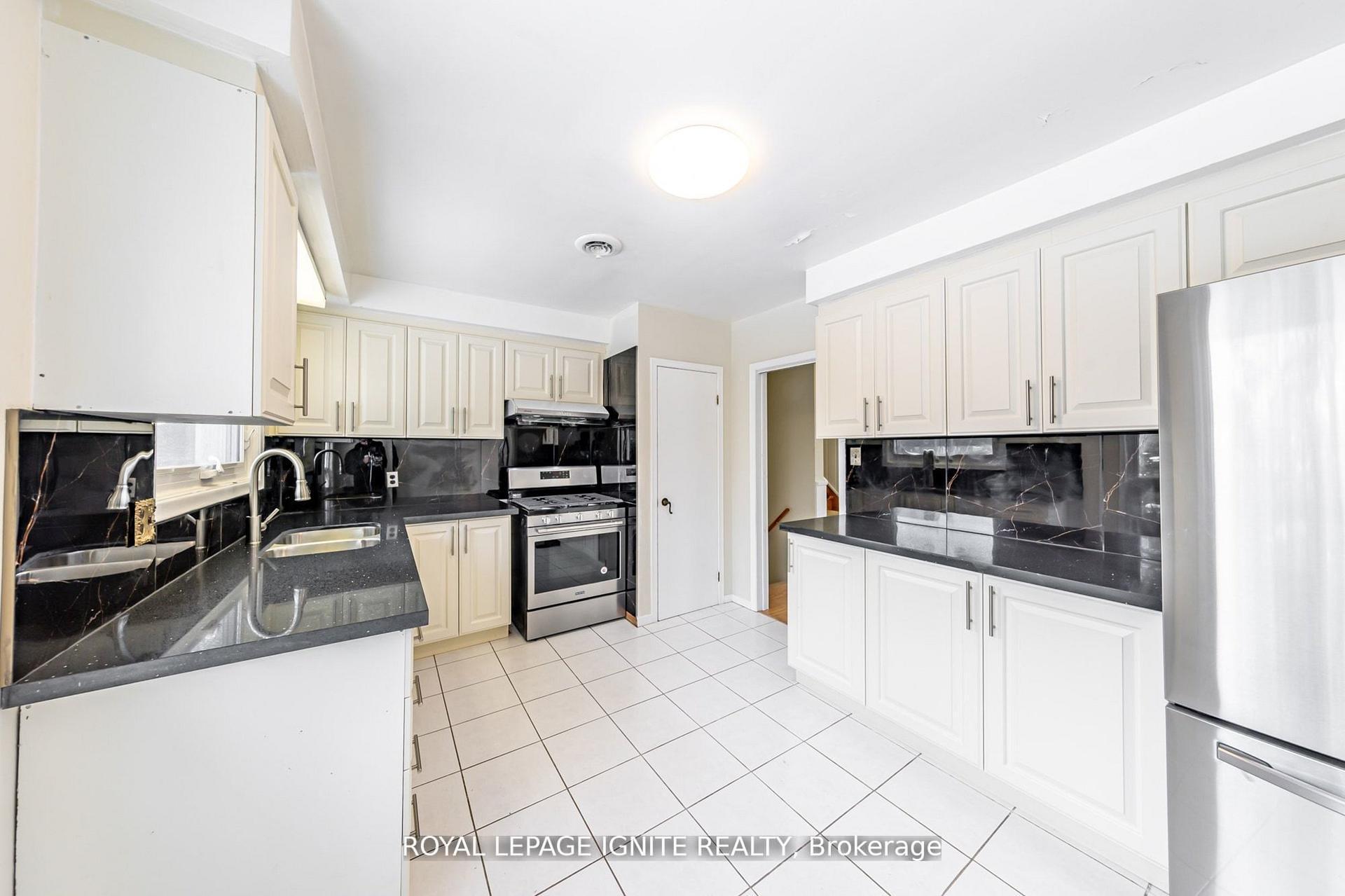 Photo 22 of Unit Main, 83 Deep Dene Drive, Scarborough, Highland Creek — HOMEH