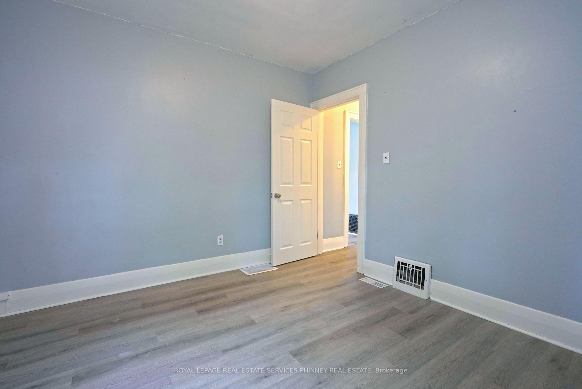Photo 7 of 26 Avenue Place, Welland, Welland Downtown — HOMEH