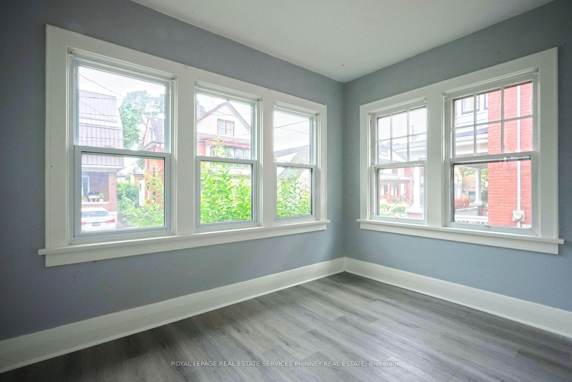 Photo 10 of 26 Avenue Place, Welland, Welland Downtown — HOMEH
