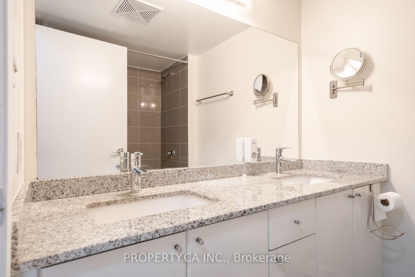 Photo 9 of Unit 910, 18 Harbour Street, Toronto, Waterfront Communities — HOMEH