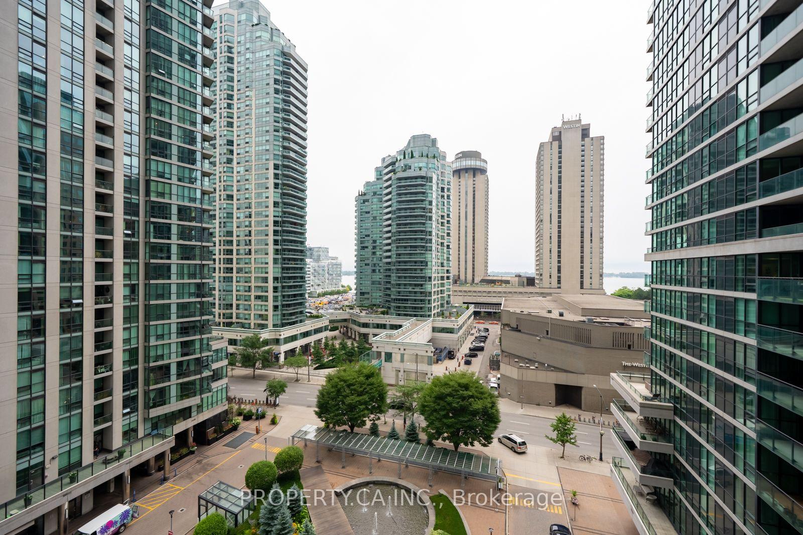 Photo 15 of Unit 910, 18 Harbour Street, Toronto, Waterfront Communities — HOMEH