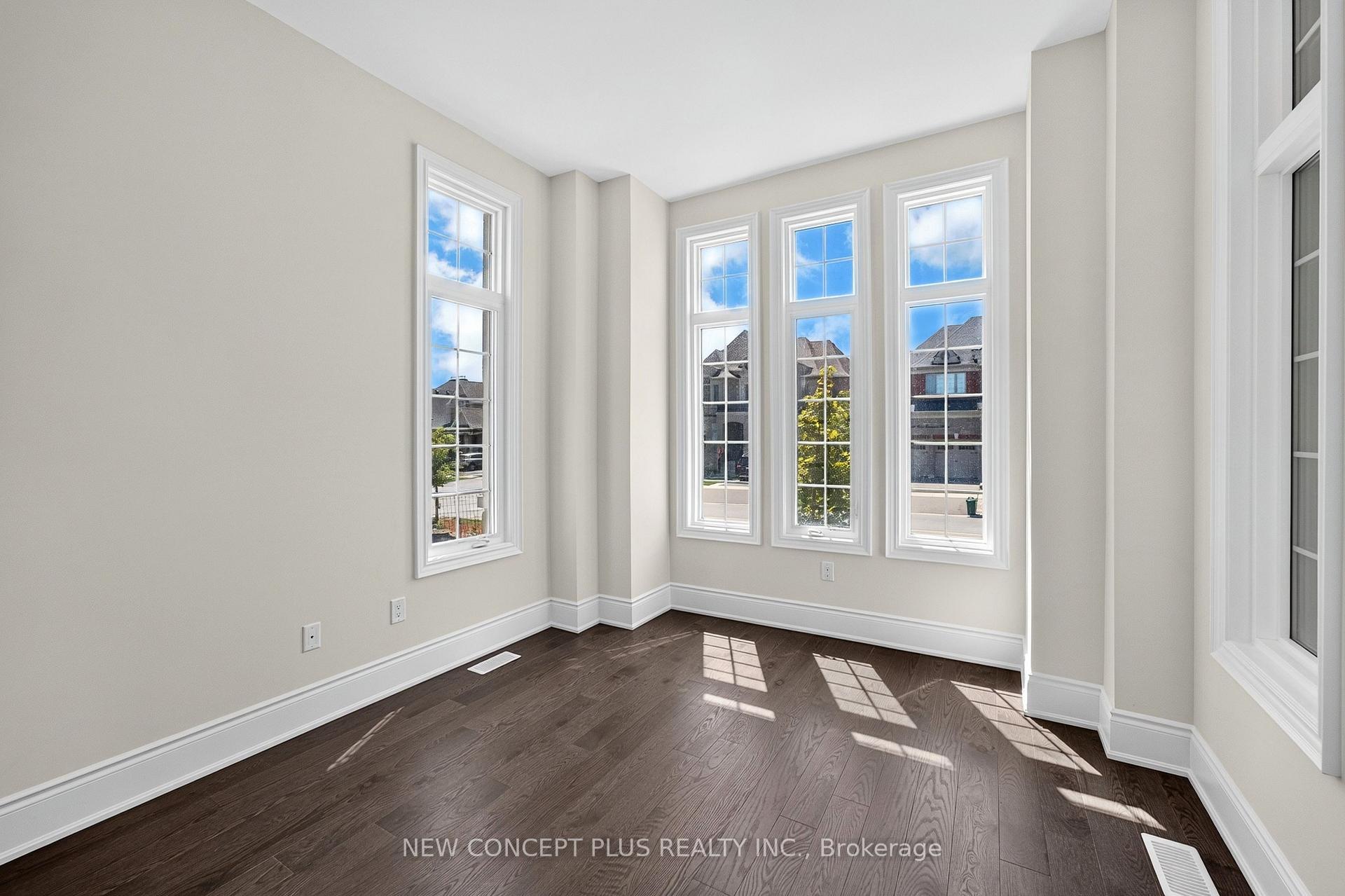 Photo 4 of 60 Oliver Emmerson Avenue, King, Nobleton — HOMEH