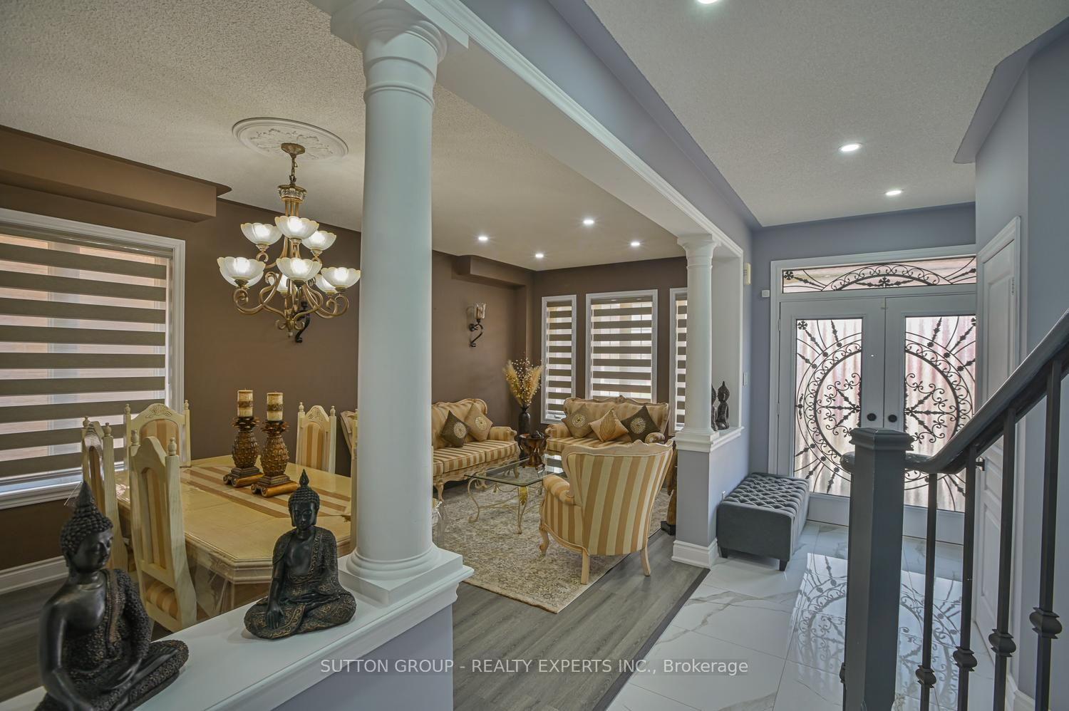 Photo 5 of 373 Sunny Meadow Boulevard, Brampton, Sandringham-Wellington — HOMEH
