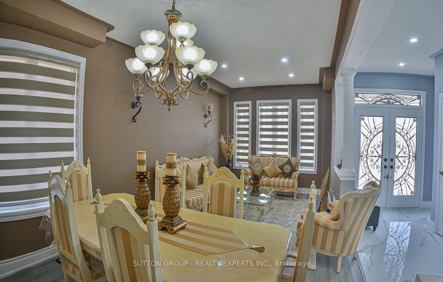 Photo 8 of 373 Sunny Meadow Boulevard, Brampton, Sandringham-Wellington — HOMEH
