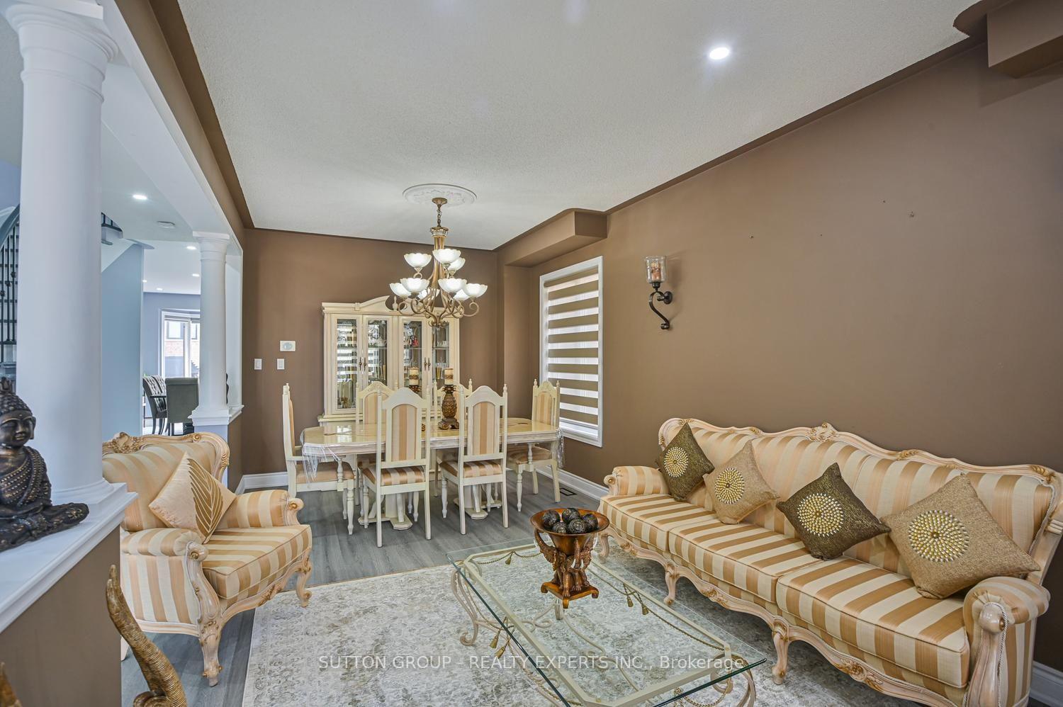 Photo 9 of 373 Sunny Meadow Boulevard, Brampton, Sandringham-Wellington — HOMEH