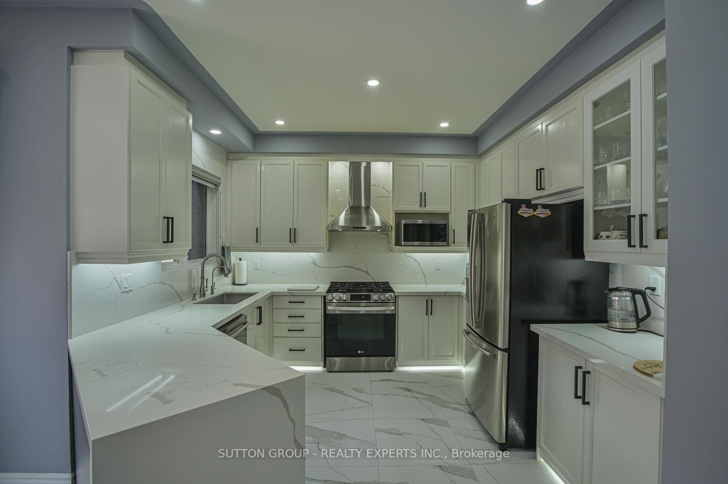 Photo 15 of 373 Sunny Meadow Boulevard, Brampton, Sandringham-Wellington — HOMEH