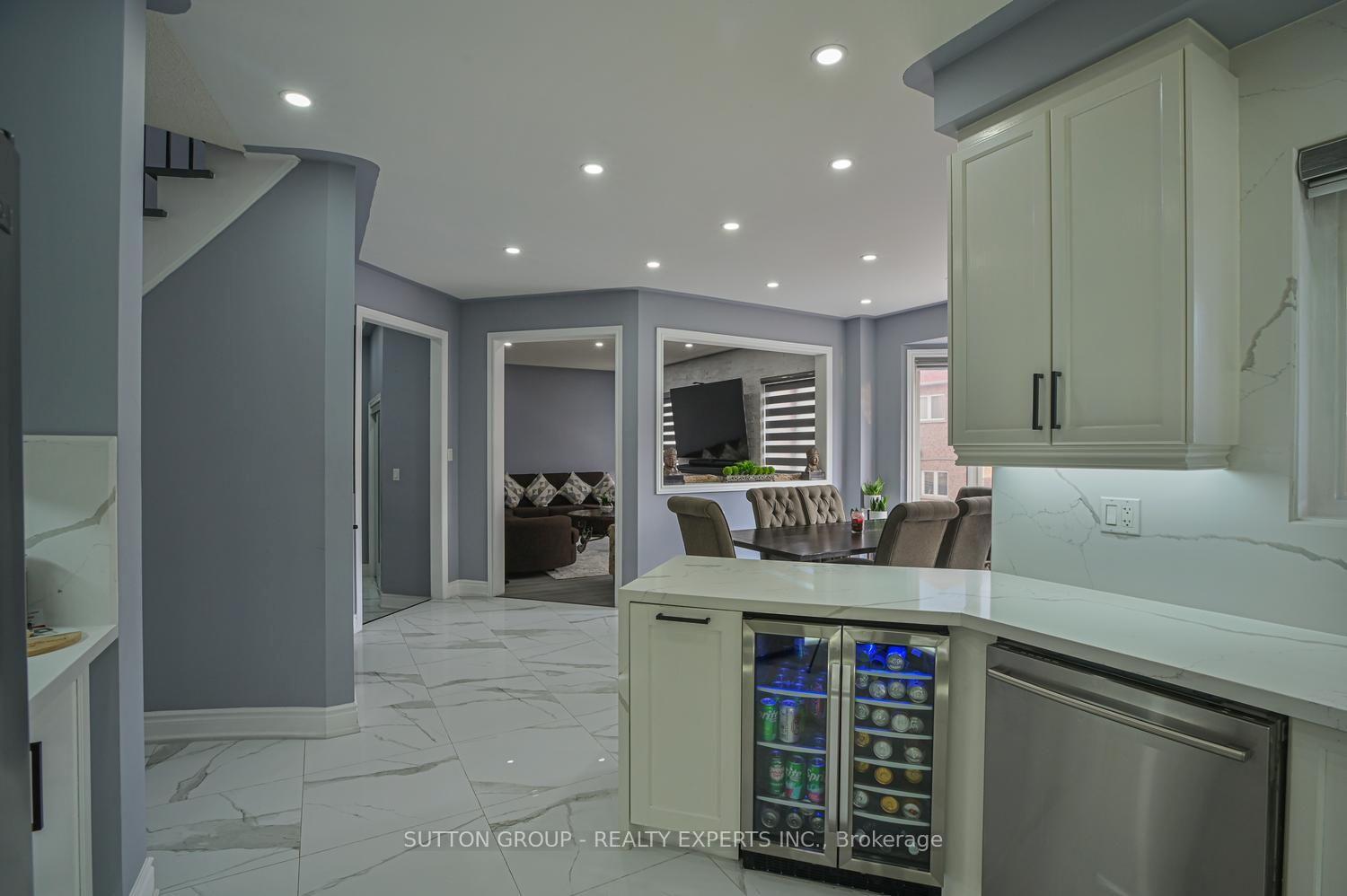 Photo 17 of 373 Sunny Meadow Boulevard, Brampton, Sandringham-Wellington — HOMEH