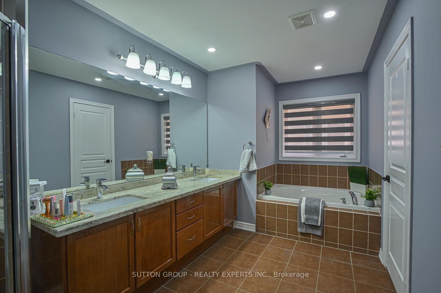 Photo 29 of 373 Sunny Meadow Boulevard, Brampton, Sandringham-Wellington — HOMEH