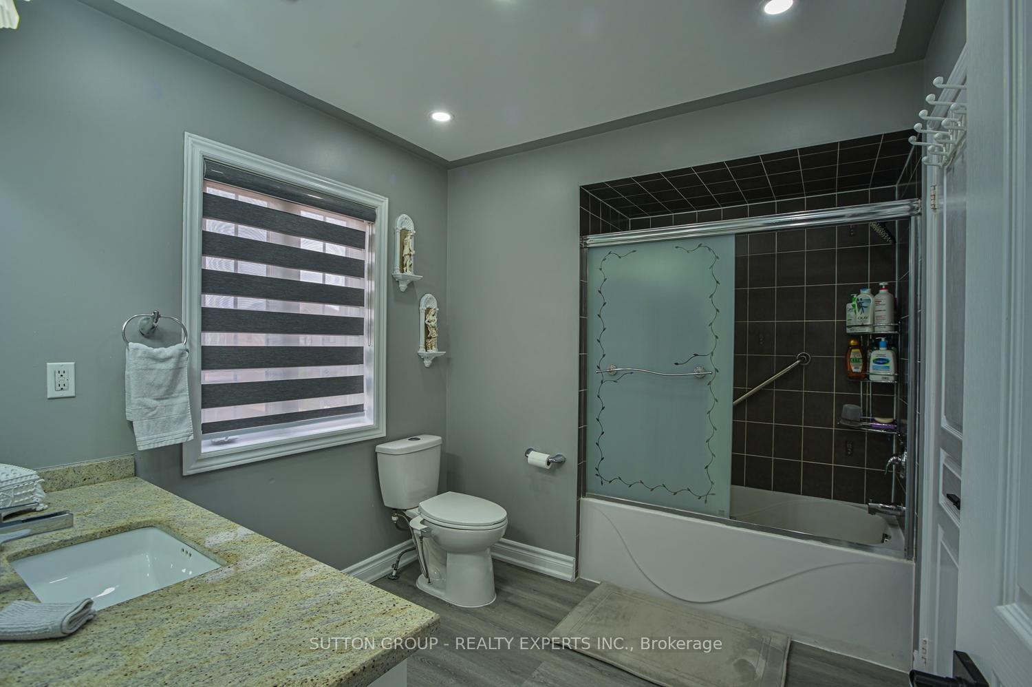 Photo 32 of 373 Sunny Meadow Boulevard, Brampton, Sandringham-Wellington — HOMEH
