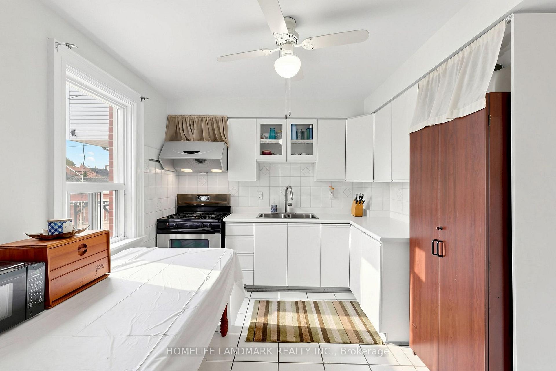 Photo 10 of 484 Glenholme Avenue, Toronto, Oakwood Village — HOMEH