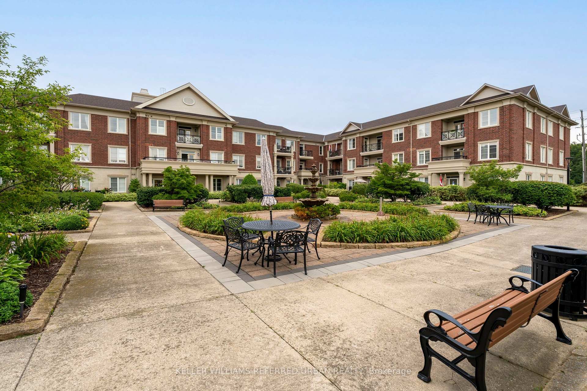 Photo 6 of Unit 212, 9519 Keele Street, Vaughan, Maple — HOMEH