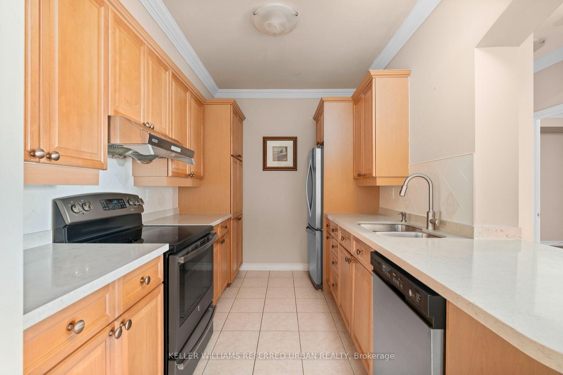 Photo 9 of Unit 212, 9519 Keele Street, Vaughan, Maple — HOMEH