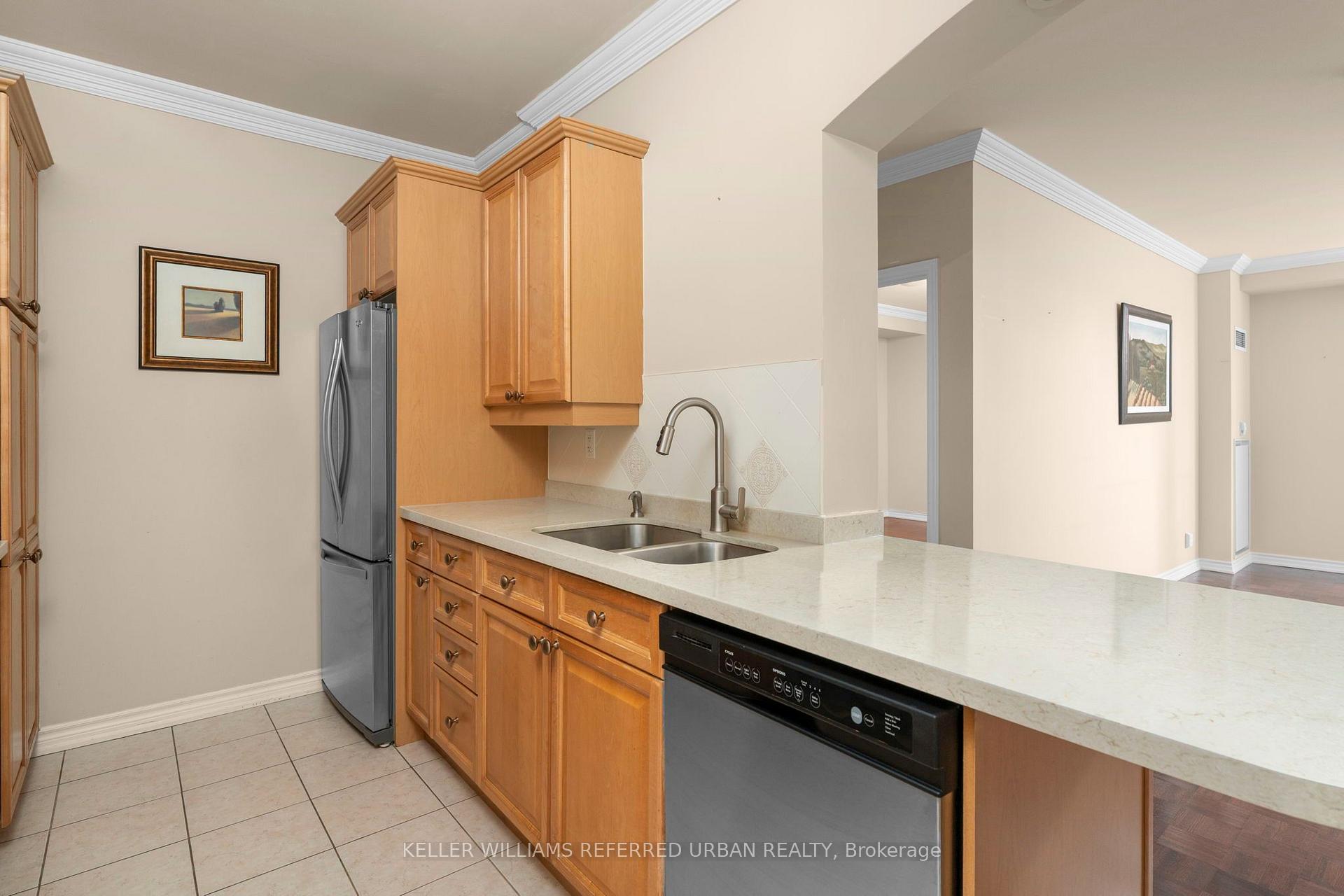 Photo 11 of Unit 212, 9519 Keele Street, Vaughan, Maple — HOMEH