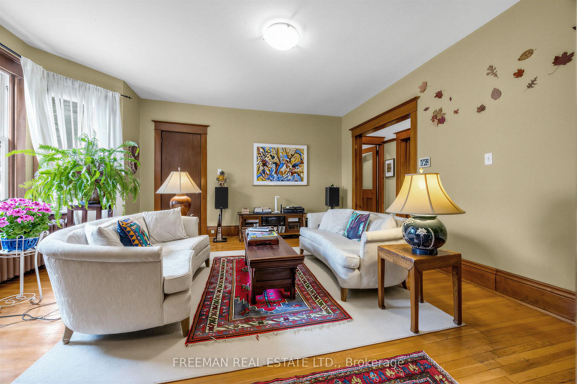 Photo 8 of 129 Indian Road, Toronto, High Park-Swansea — HOMEH